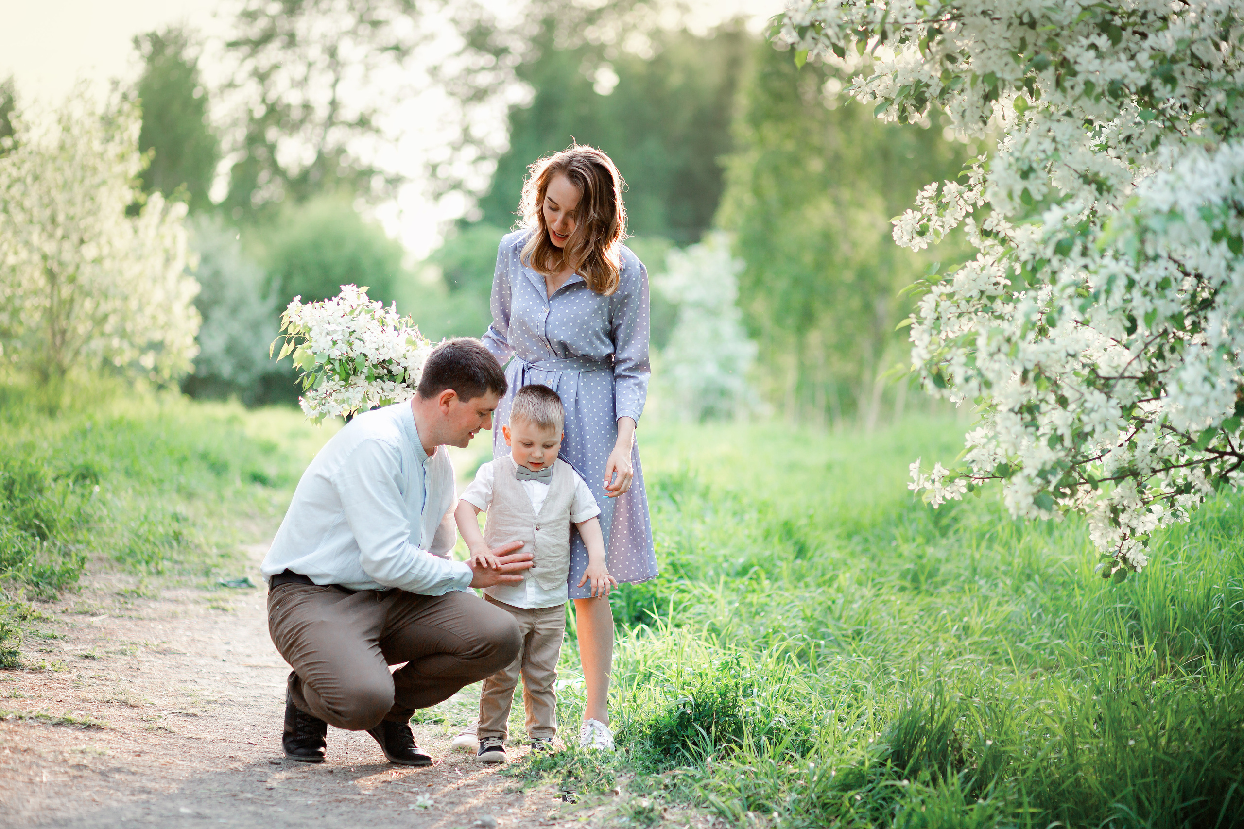 Весна, семья и яблони. Детский и семейный фотограф в Челябинске Пайвина Алена