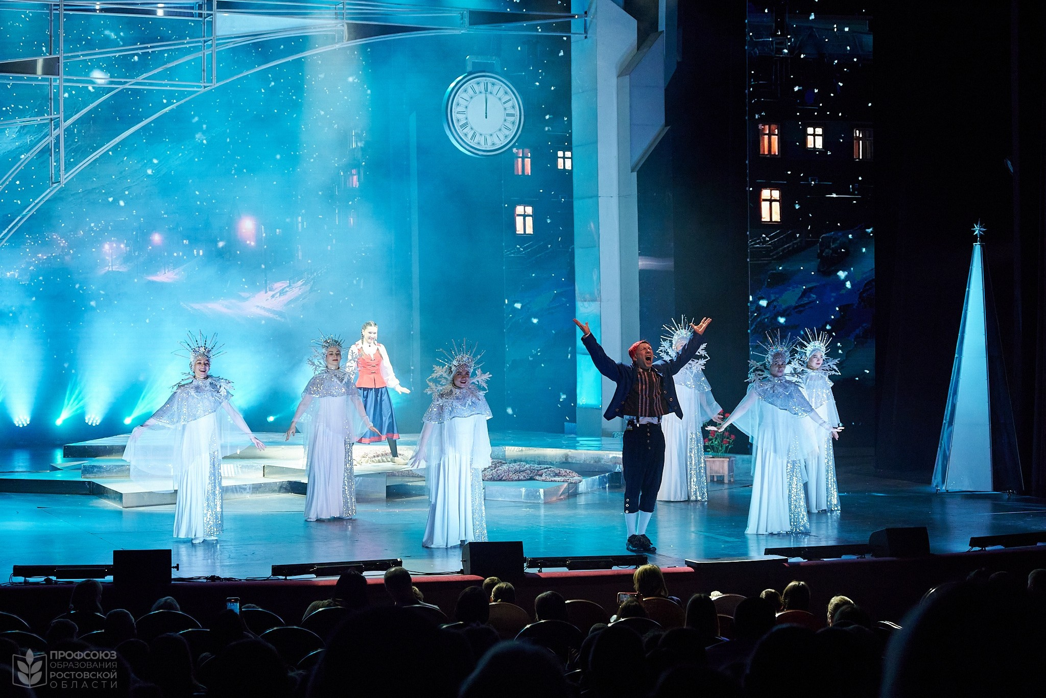 Детское мероприятие: профсоюзная елка в театре. Репортажный фотограф | Леонид Черков