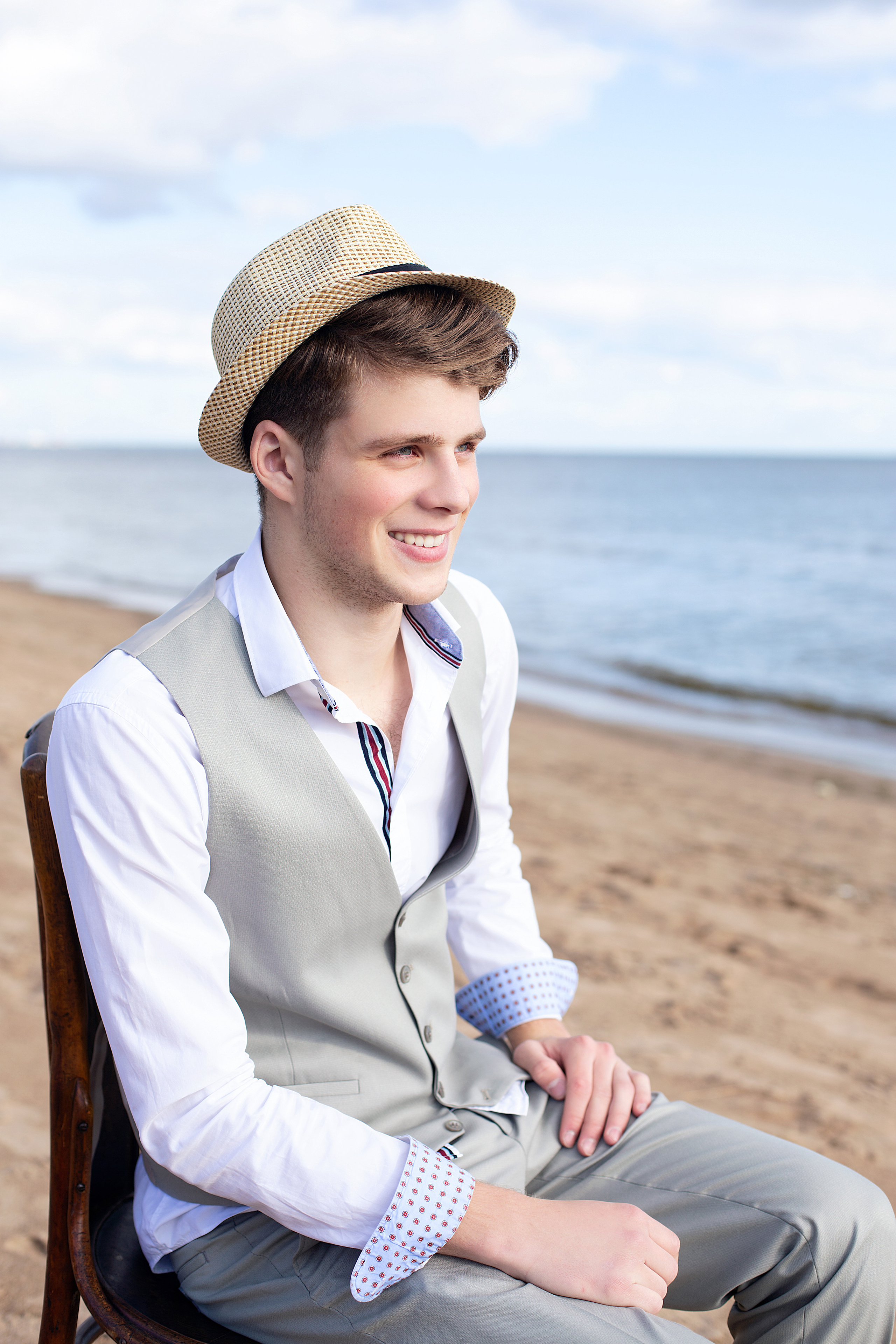 🧡. Главная