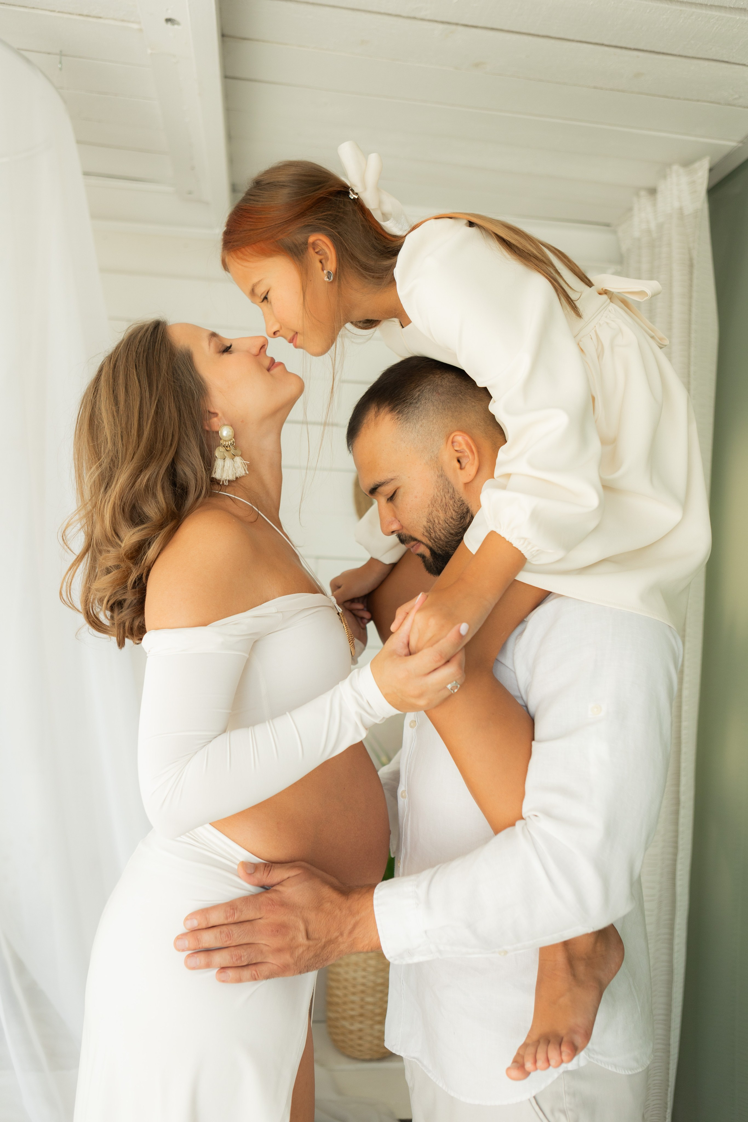 Фотосессия беременности. Фотограф беременности и семейных историй в Москве Юлия Варт