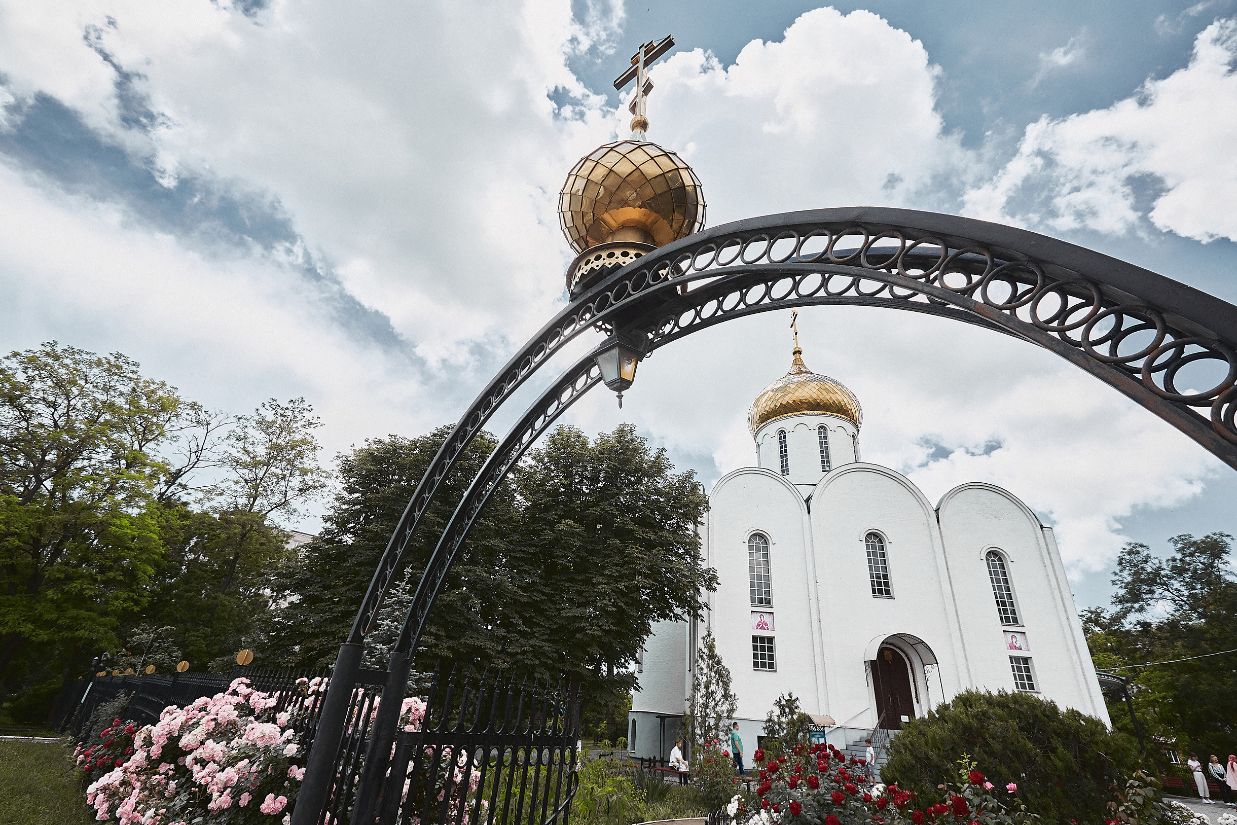 Таинство крещения в Церкови иконы Божией Матери Одигитрия Иерусалимского. Свадебный и семейный фотограф Владимир Карамышев