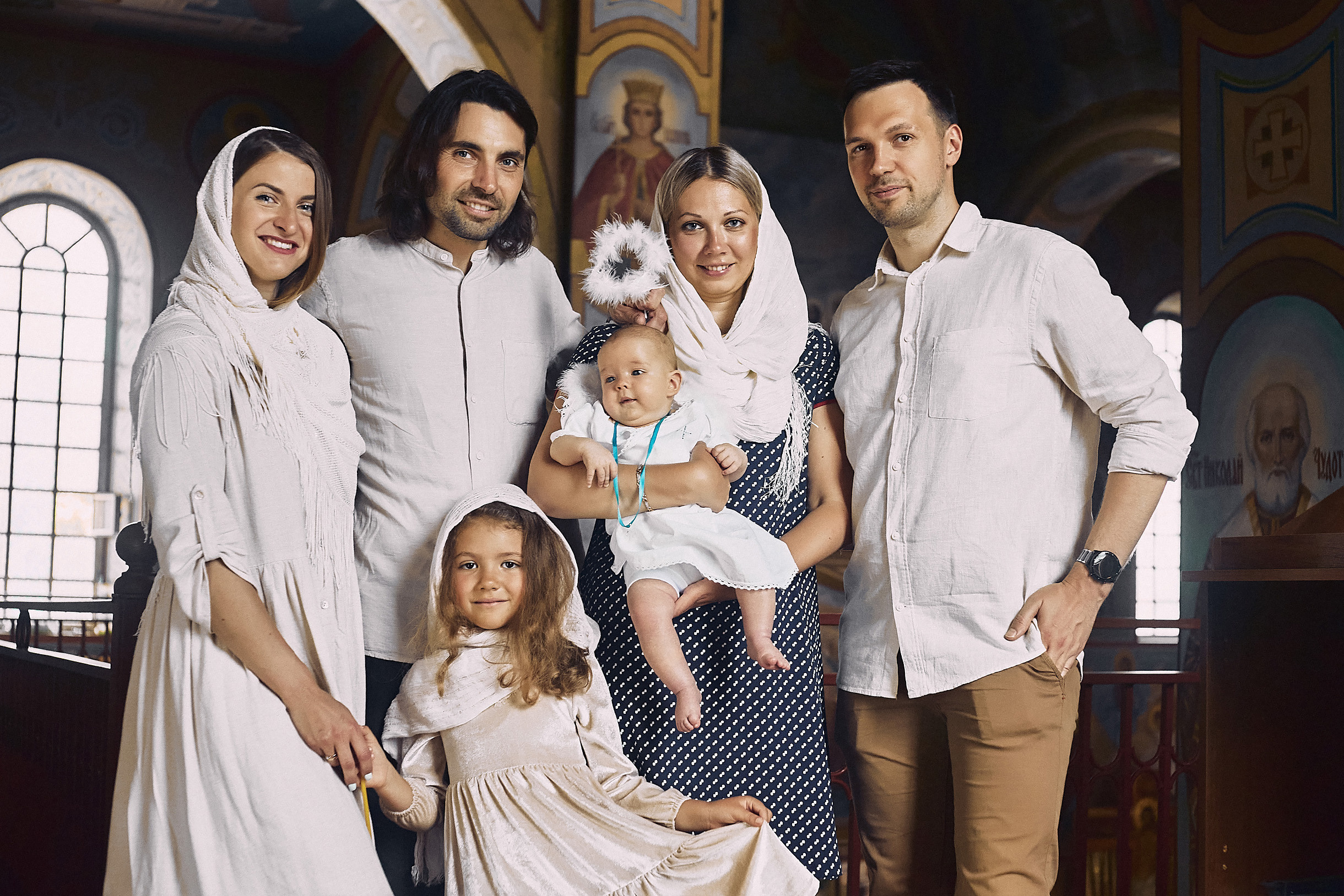 Таинство крещения в Церкови иконы Божией Матери Одигитрия Иерусалимского. Свадебный и семейный фотограф Владимир Карамышев