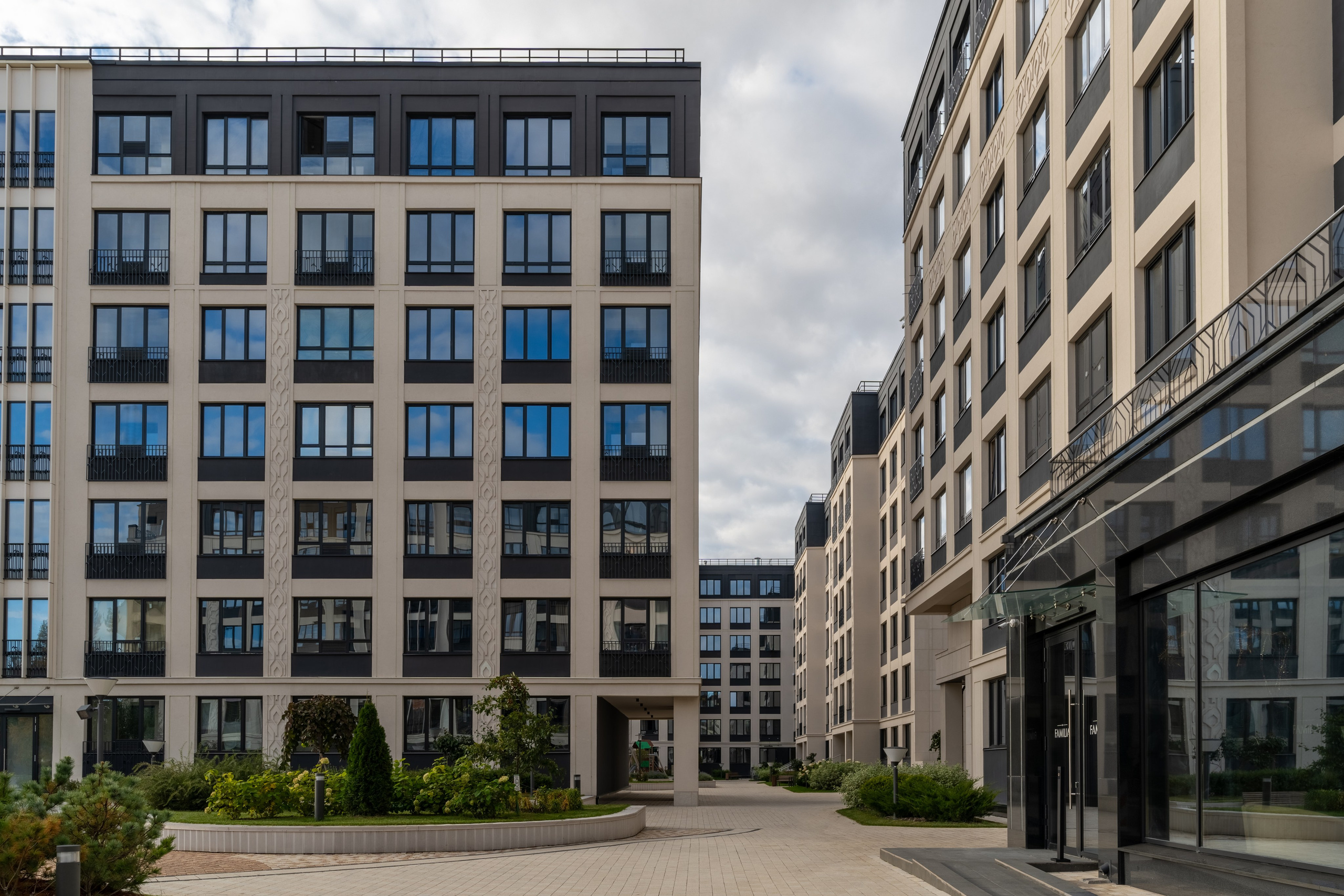 Фасадная съёмка для строительной компании РСТИ (Холдинг Росстройинвест)