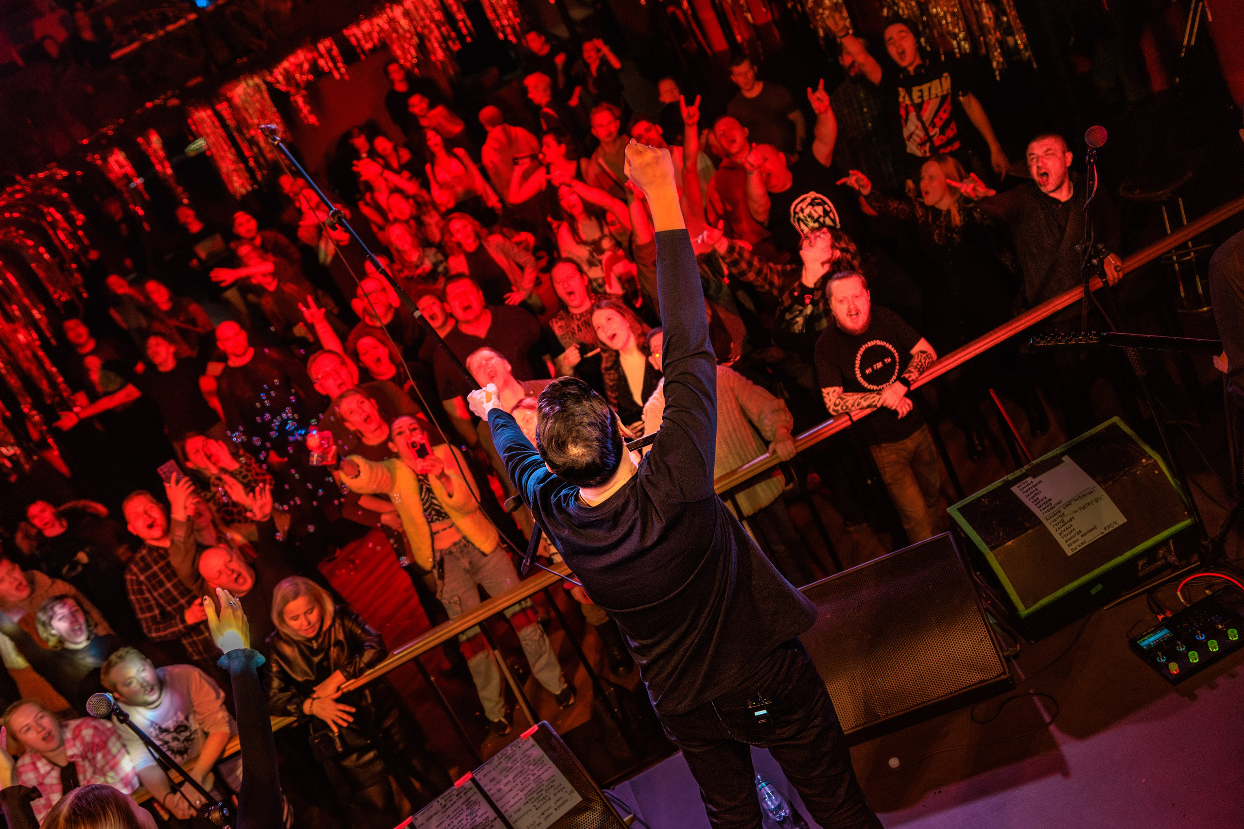 ВИА «Никого не стало» | Брат-2. Репортажный фотограф Екатеринбург | Яркий, качественный репортаж | Концерты, клубы, репортаж, праздники, корпоративы