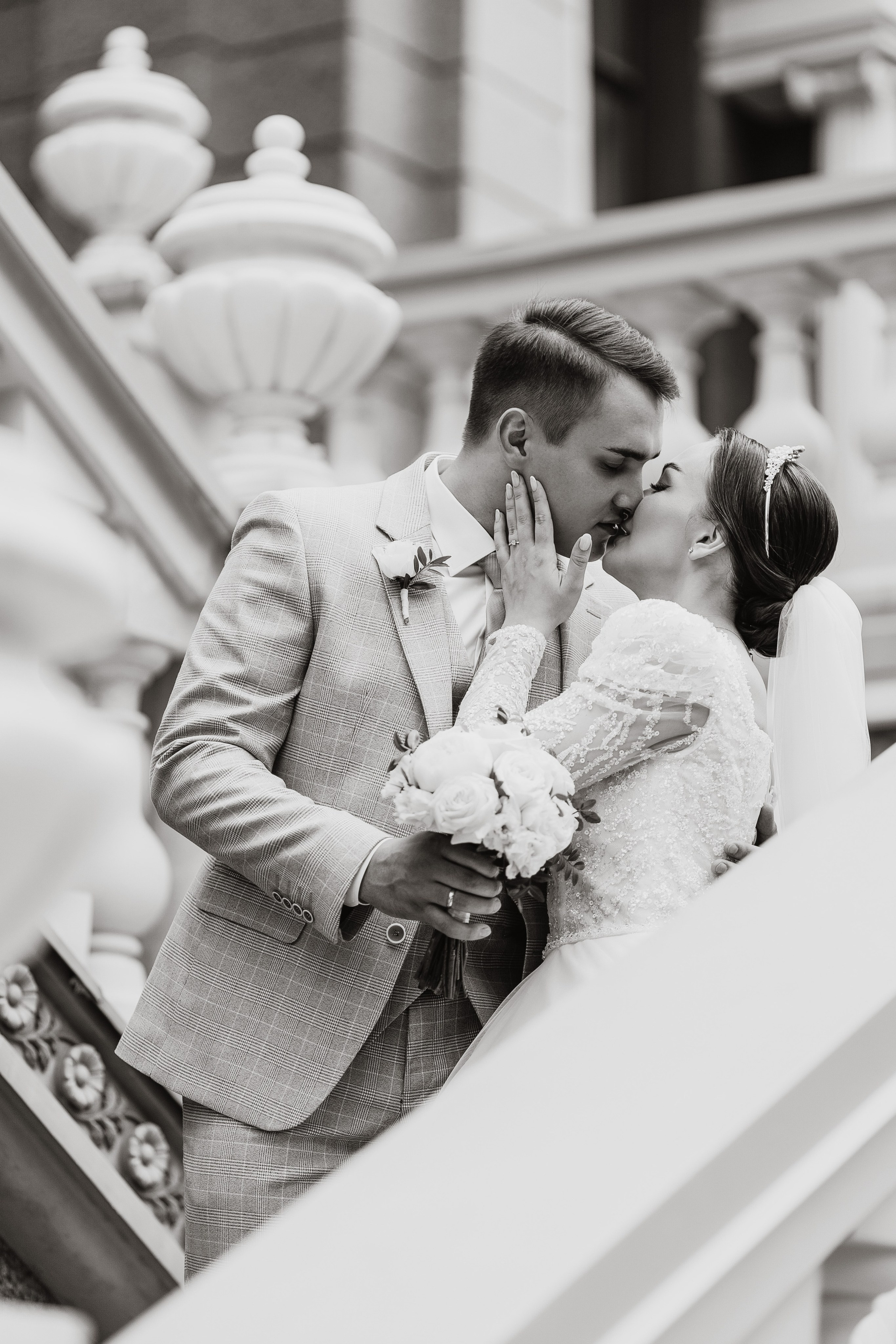 фотограф на свадьбу, свадебная фотосессия в Казани, локации для свадебной фотосессии Казань, свадебная фотосессия на Касаткина