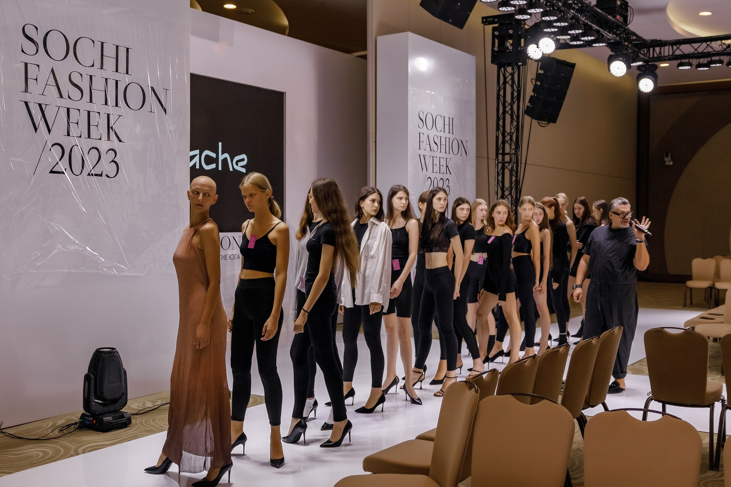 Аккредитированный фотограф на модном мероприятии в Сочи. Профессиональный фотограф в Сочи Виктория Джой. Обучение