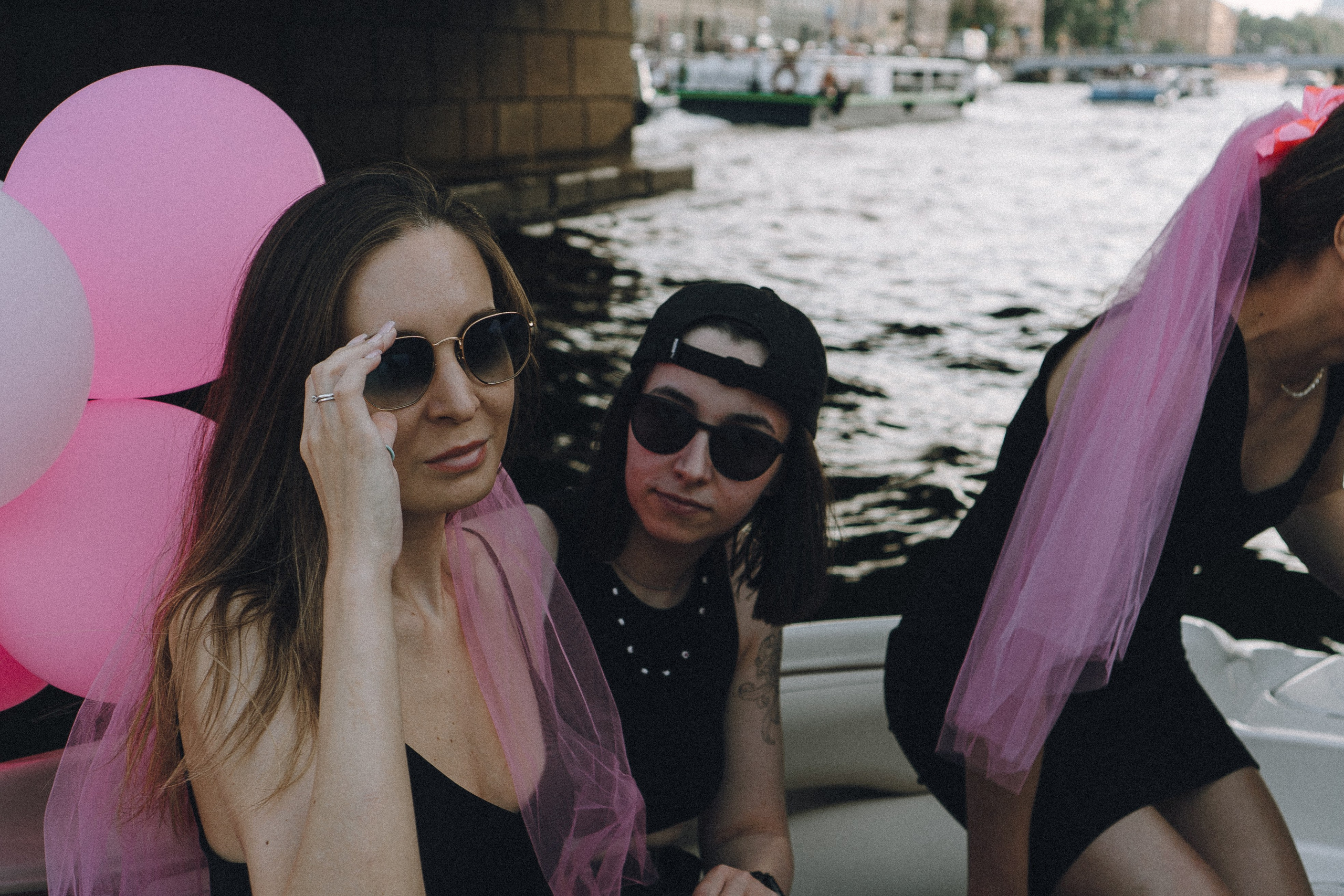 ДЕВИЧНИК НА КАТЕРЕ. Профессиональный фотограф, Санкт-Петербург — Виктория Богомолова