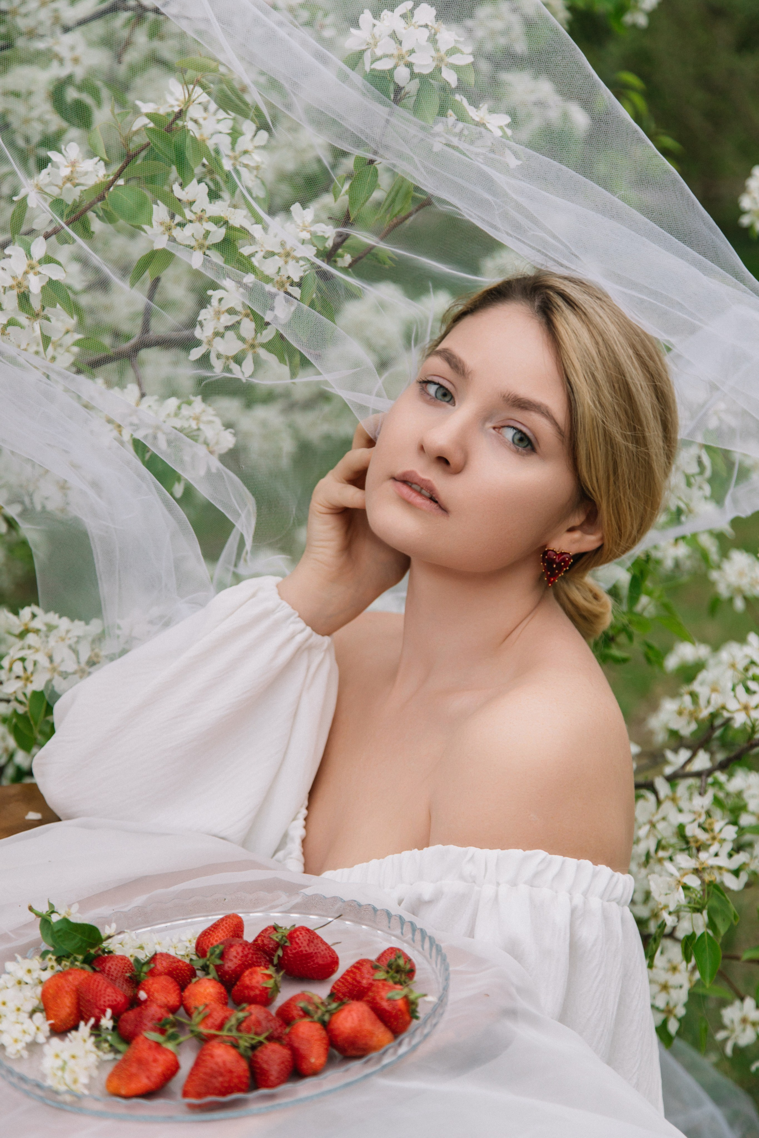 Юлия цветение. Фотограф Красноярск Алина Степанчишина