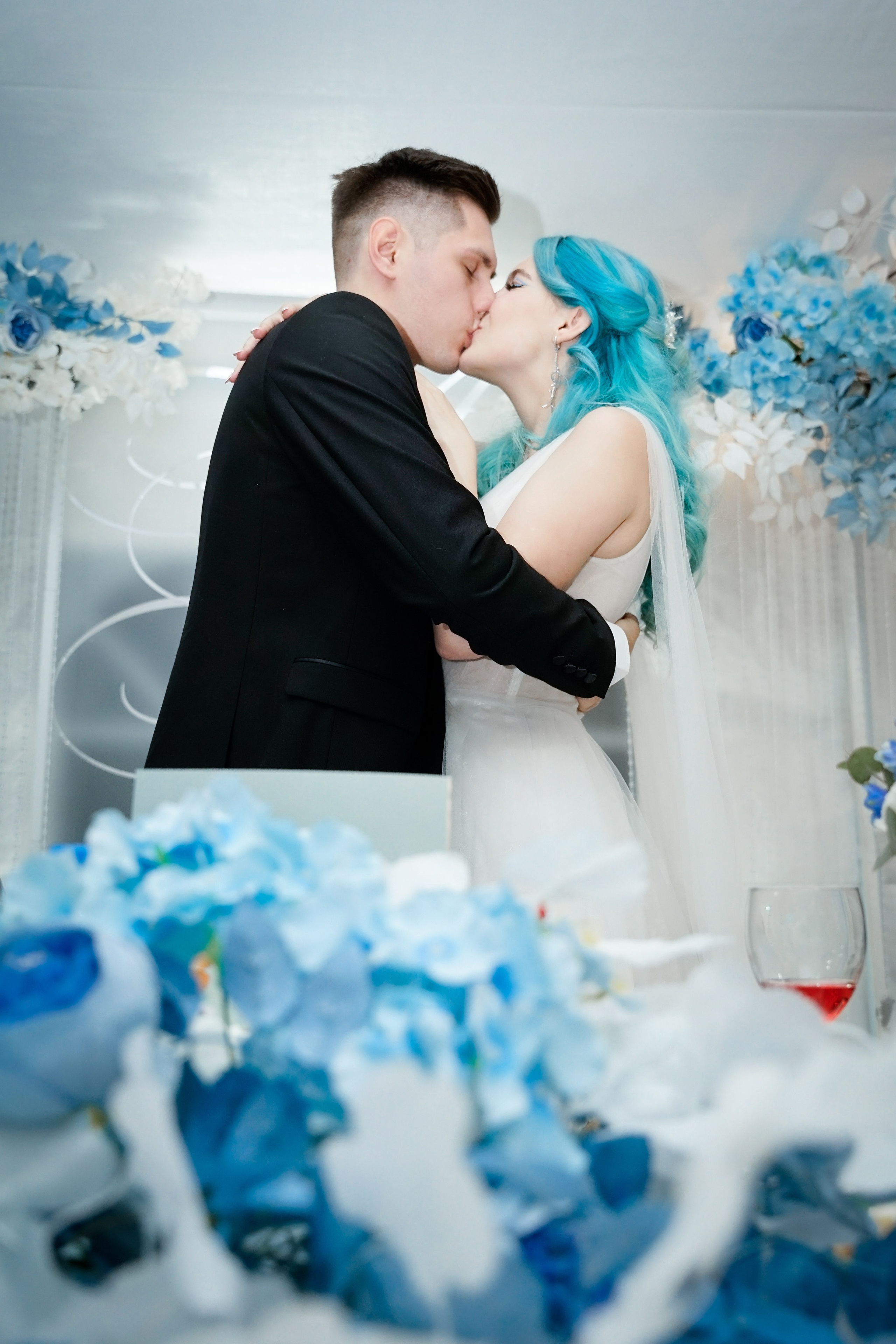 Свадебная прогулка в парке Екатеринбурга