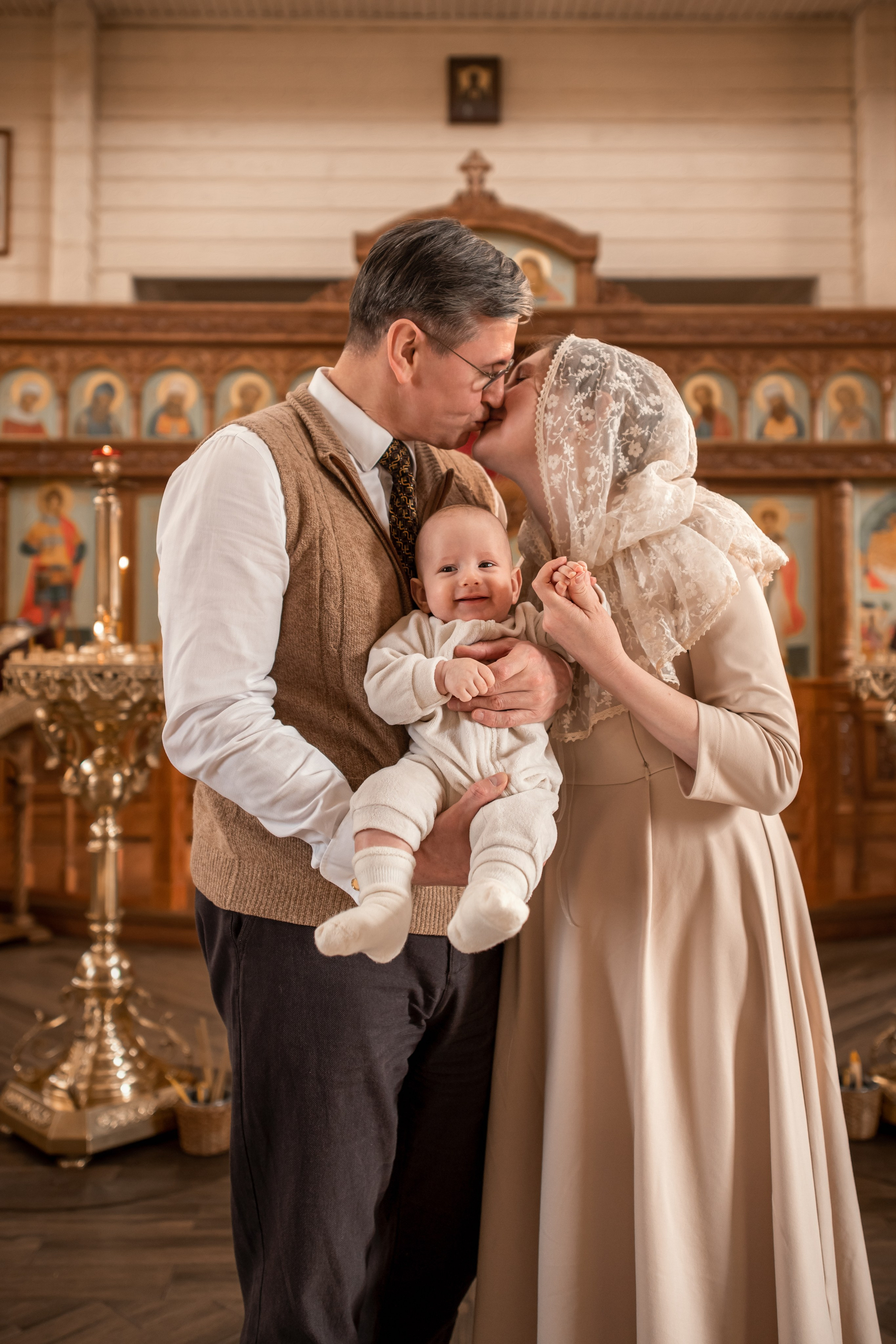 Фотографии крещения и венчания. Фотограф на крещение и венчание, семейный фотограф в Санкт-Петербурге