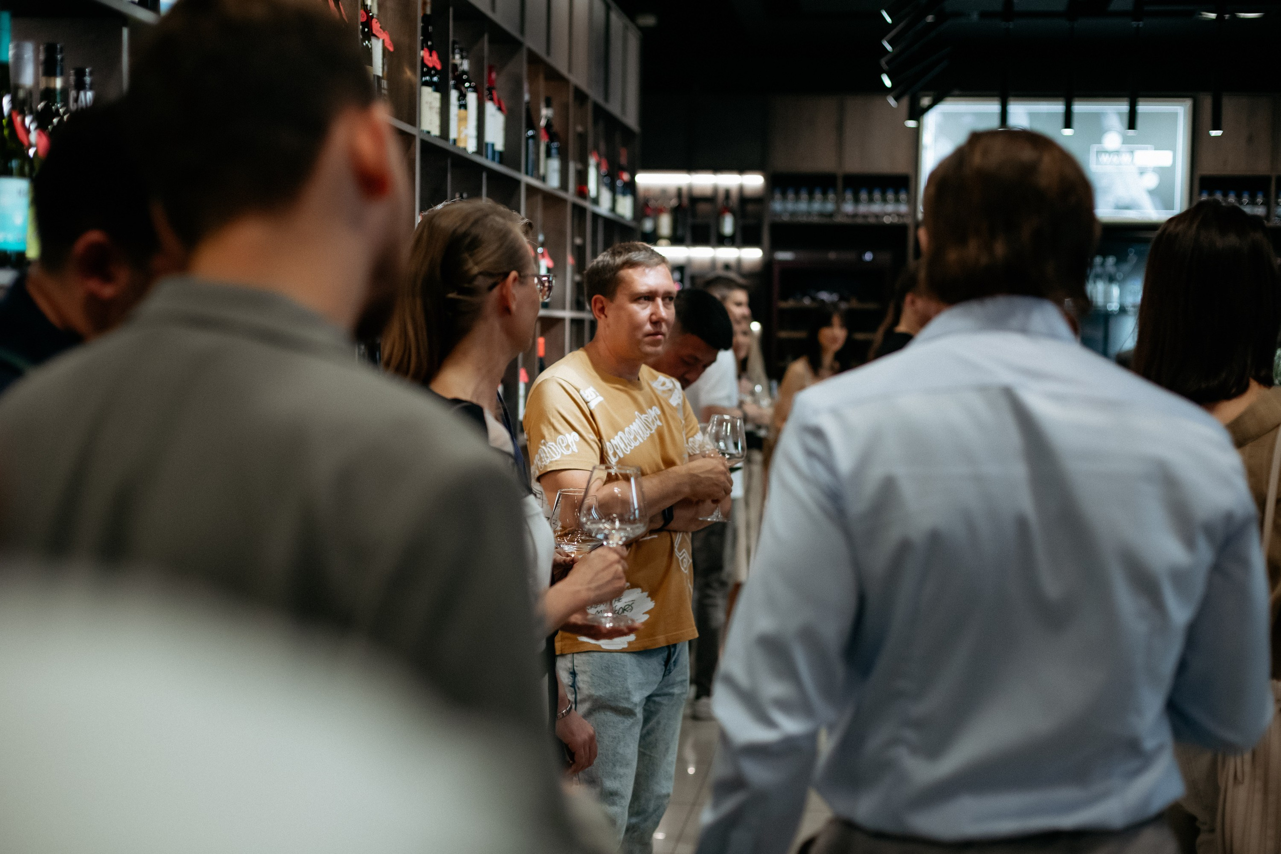 BY SIMPLE ВИНОТЕКА — ОТКРЫТИЕ. СВОИ. ФОТООТЧЕТЫ-СОБЫТИЯ-МЕСТА