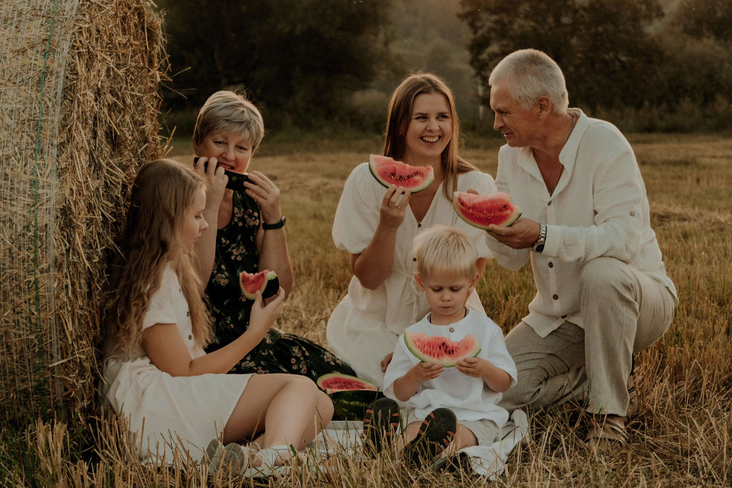 Семья Гафиятовых. Свадебный и индивидуальный фотограф в Суворове Клюева Мария