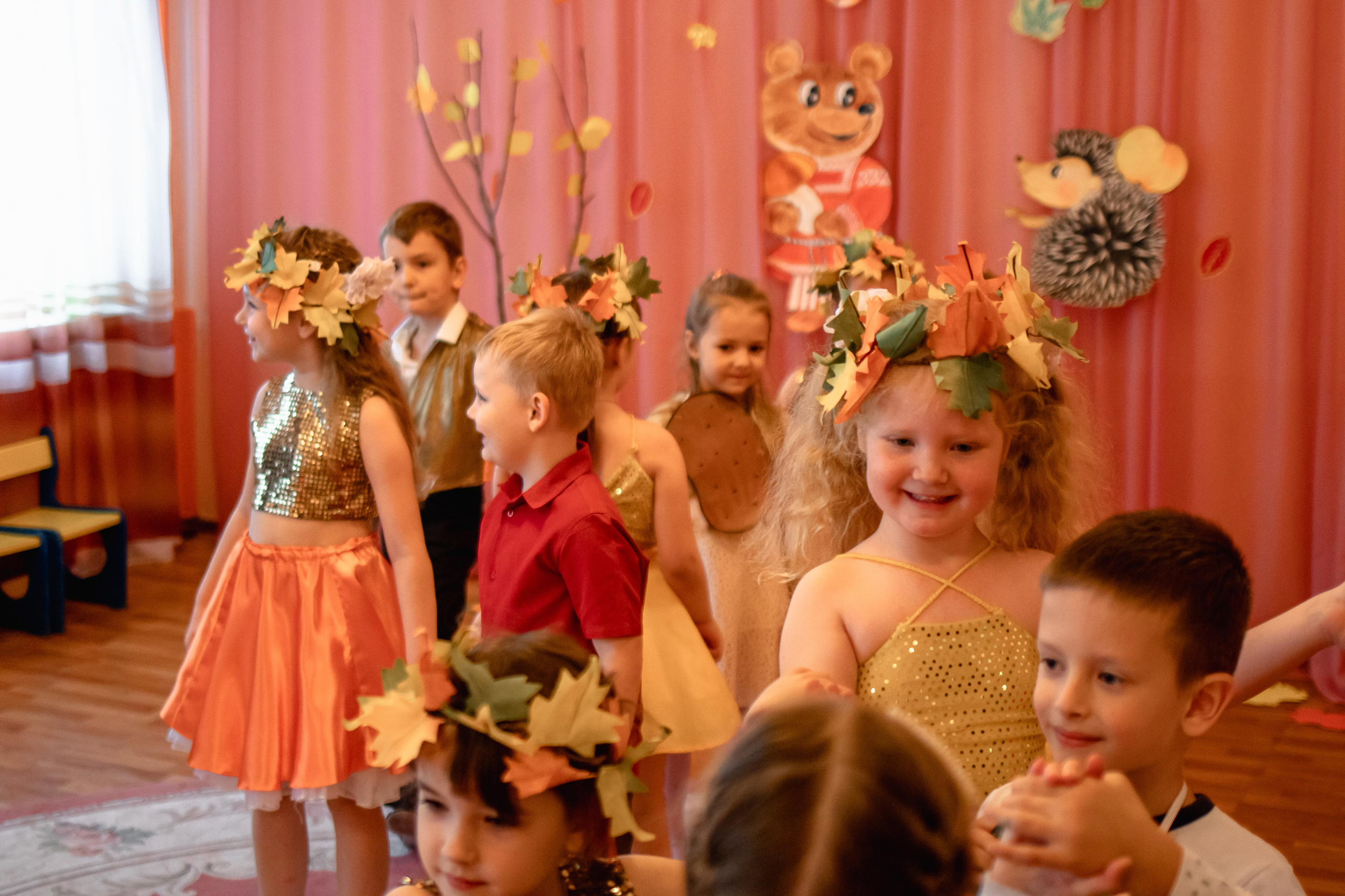 Осенний праздник в детском саду. Маргарита. Семейный фотограф в Минске Приболовец Светлана