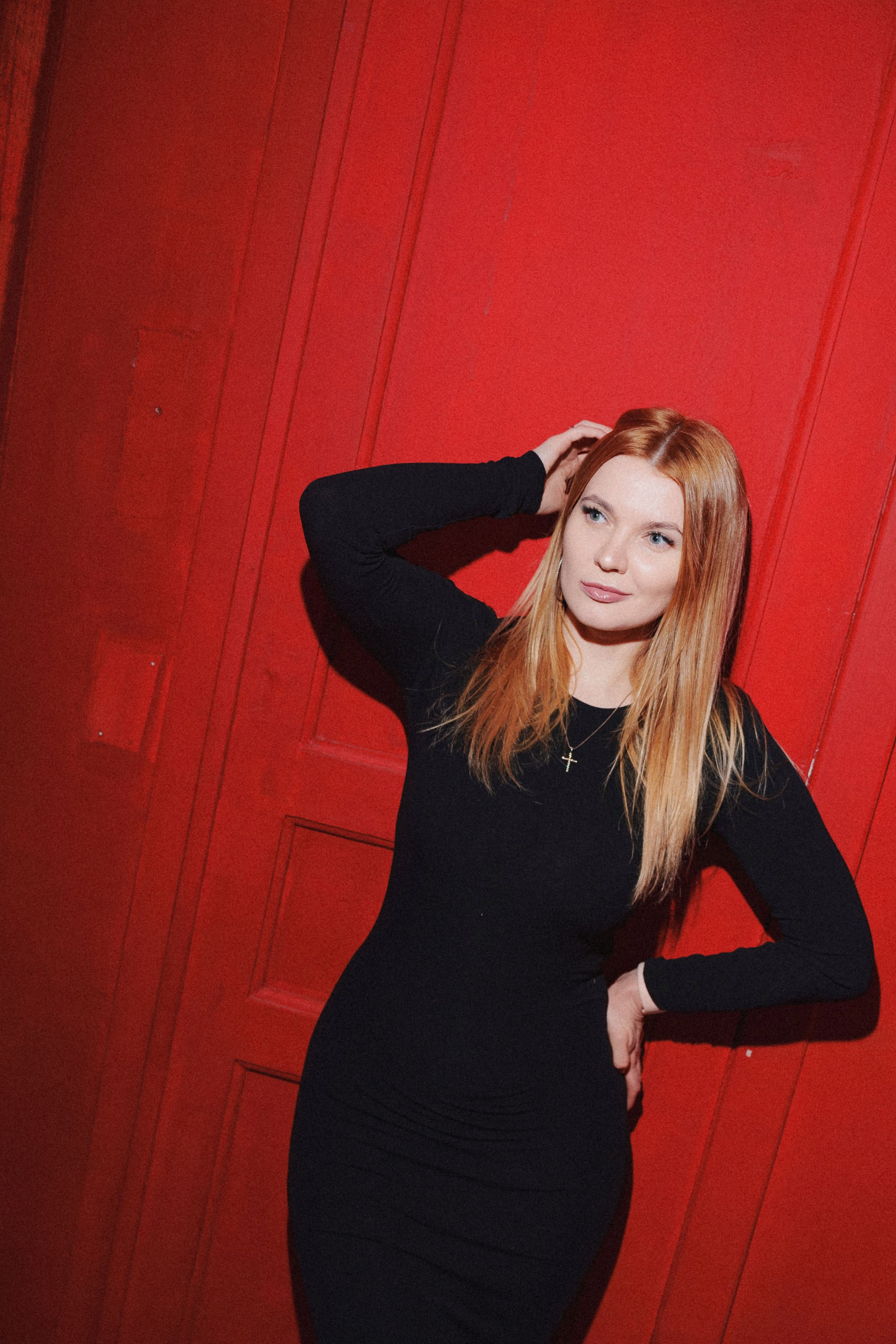 NASTYA CHELSEA Birthday in the gallery EGGZ. Андрей Цветков — репортажный, свадебный и портретный фотограф в Санкт-Петербурге