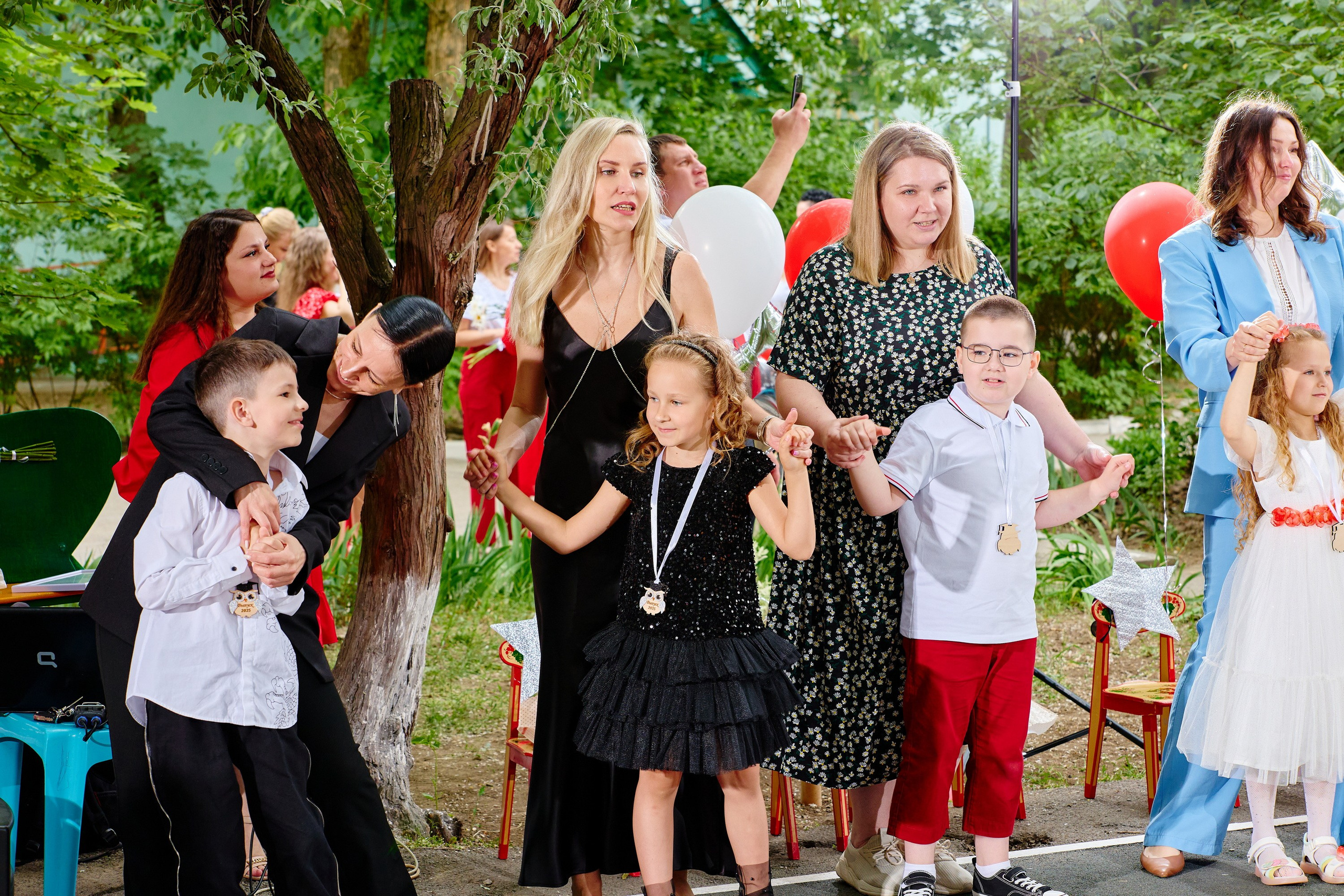 Выпускной 45 сад. Фотограф Выпускные альбомы Таганрог Сергей Коробченко