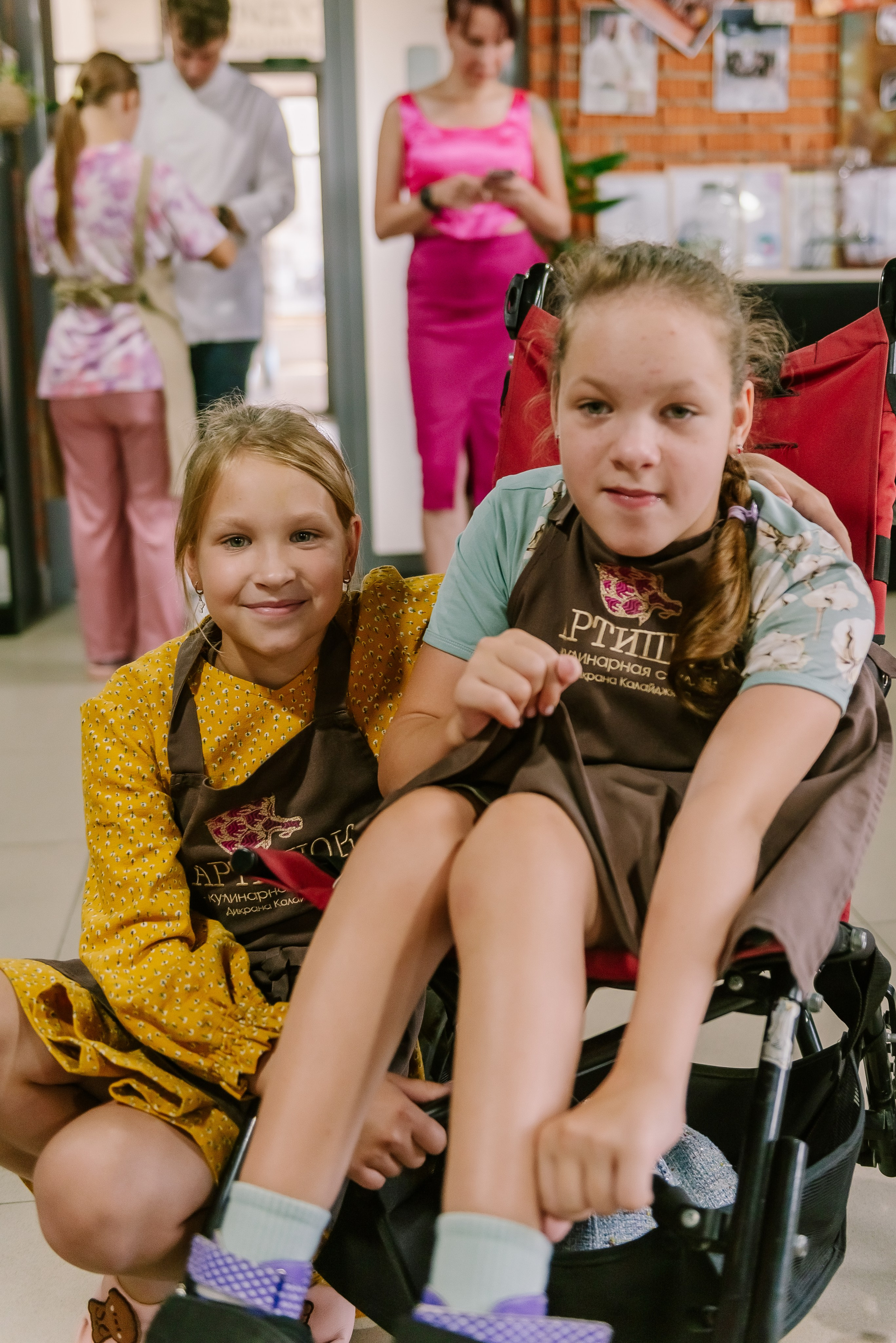 Инклюзивная кухня добра в Артишок 30. 07.35. Детский фотограф, семейный фотограф и репортажи в Кемерово