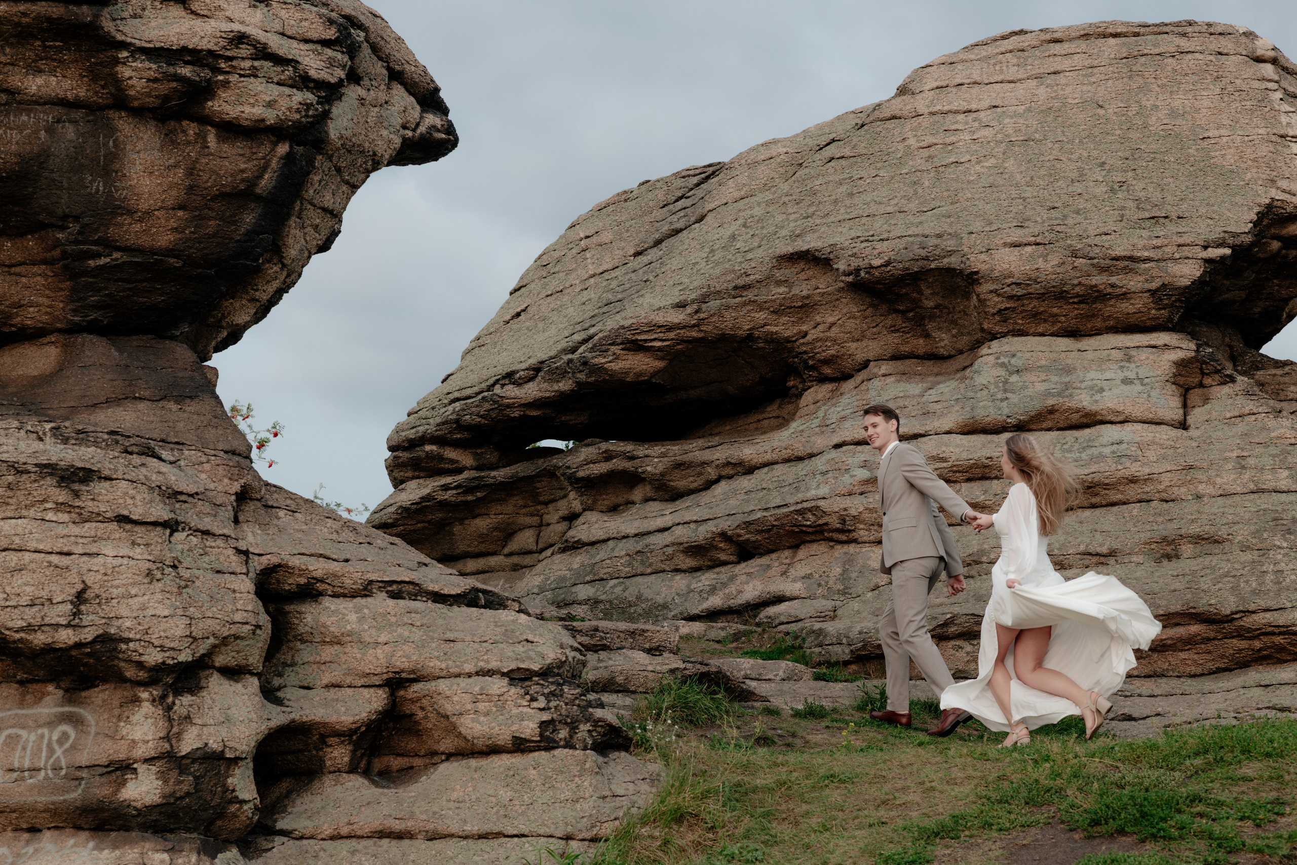 Паша-Ксюша — Шатёр Лето. Свадебный фотограф Екатеринбург/Челябинск — Любовь Волохова