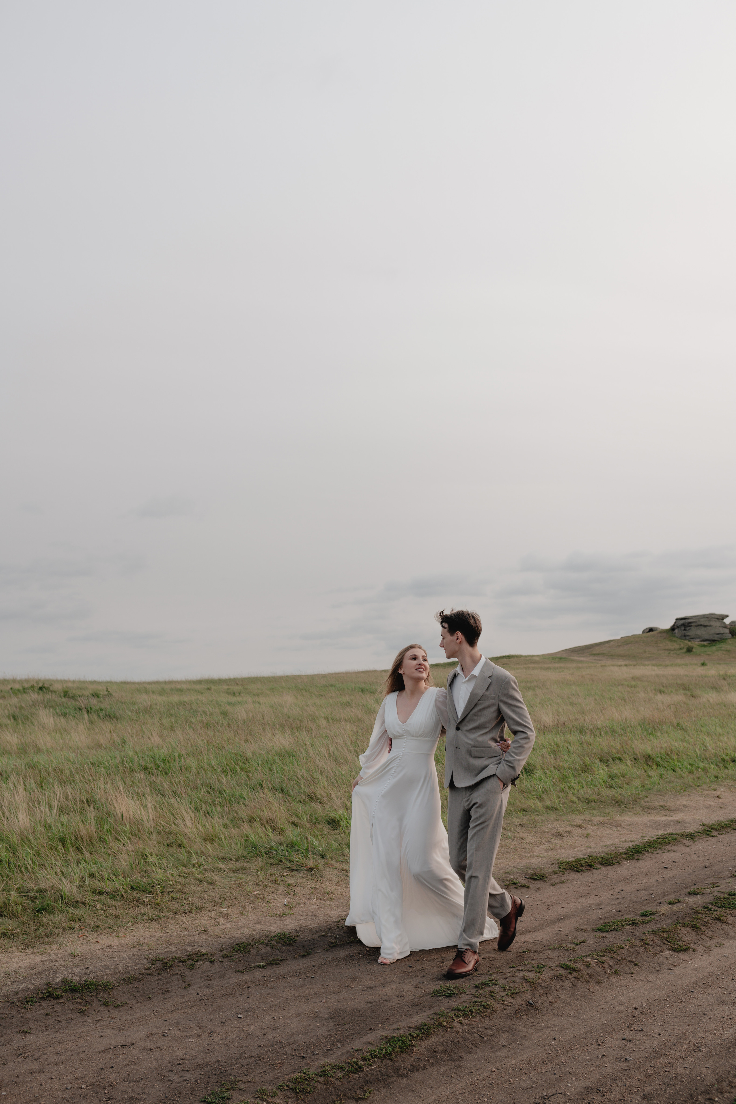 Паша-Ксюша — Шатёр Лето. Свадебный фотограф Екатеринбург/Челябинск — Любовь Волохова