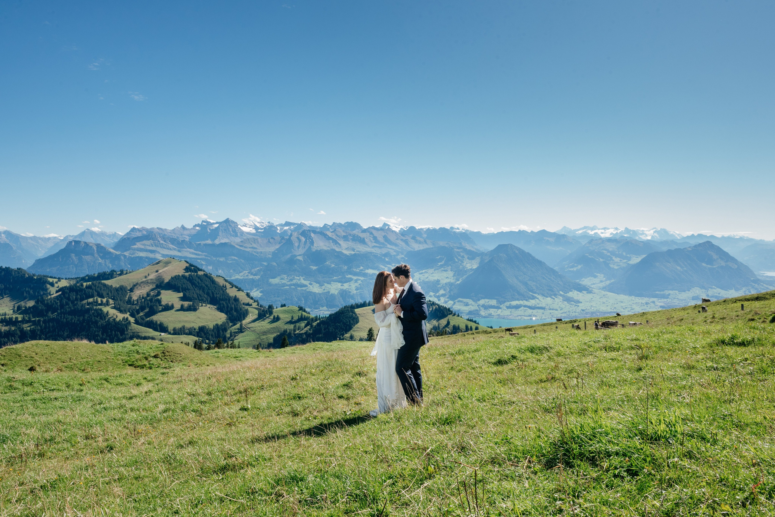 Elizabeth & Mitchell (Lucerne). Photographer in Interlaken area