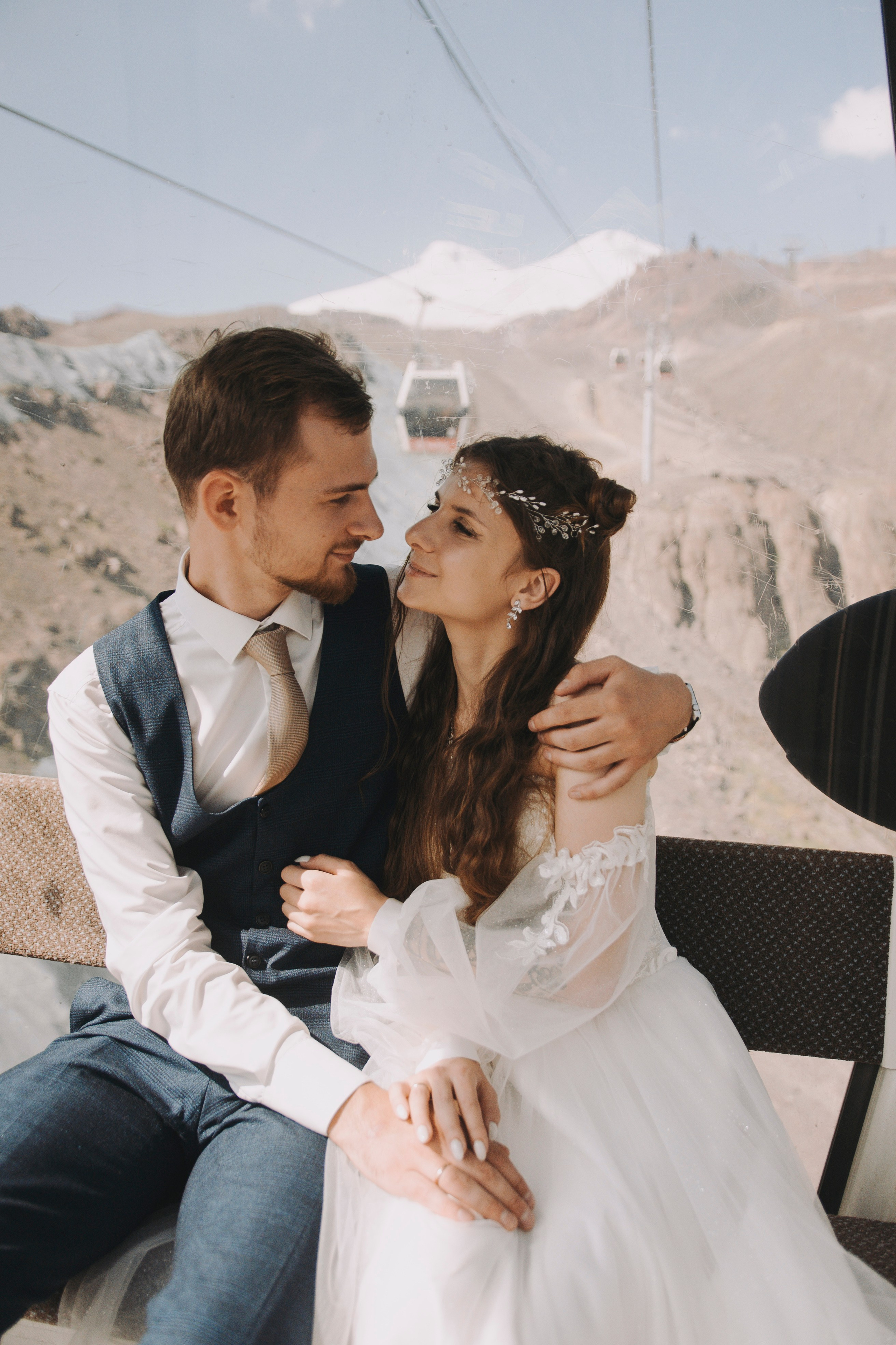 МЕЖДУ НЕБОМ И ЗЕМЛЕЙ. Фотограф Настя Конник | Пятигорск | Эльбрус | Домбай | Архыз | Видеограф КМВ