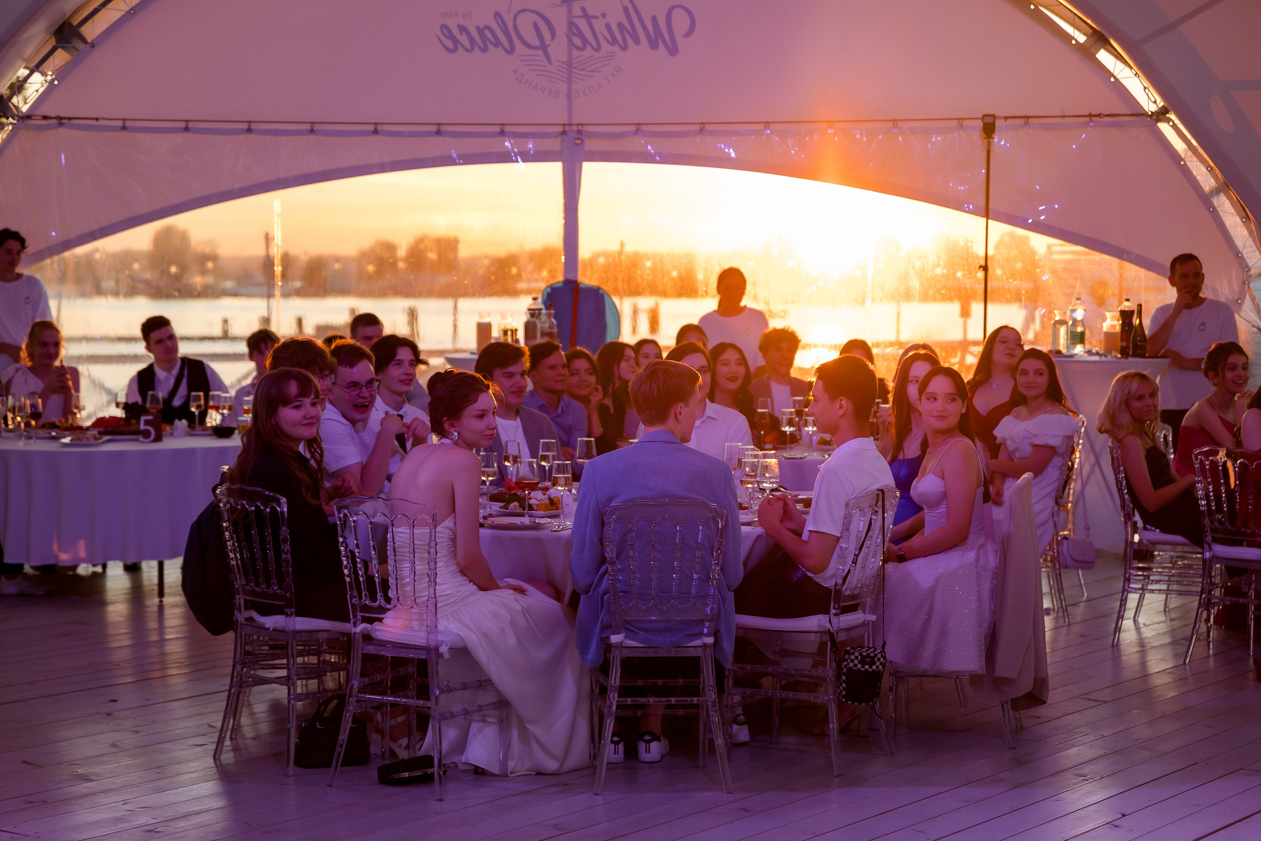 Выпускной Gimnaziya 52. Свадебный и семейный фотограф Динар Гильмутдинов