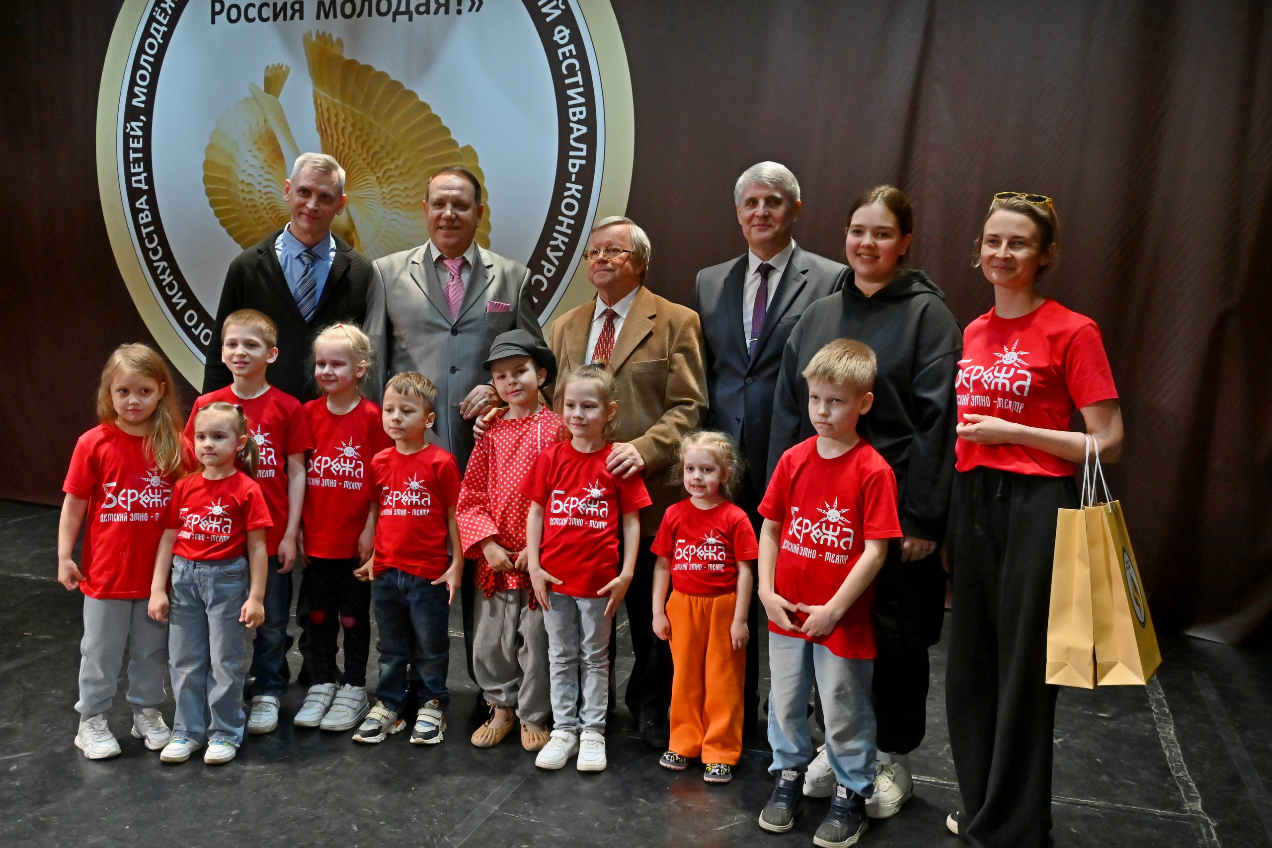 Гала-концерт. Танцуй и пой, Россия Молодая! 22.04.2024. Профессиональный фотограф в Москве Алёна Котова