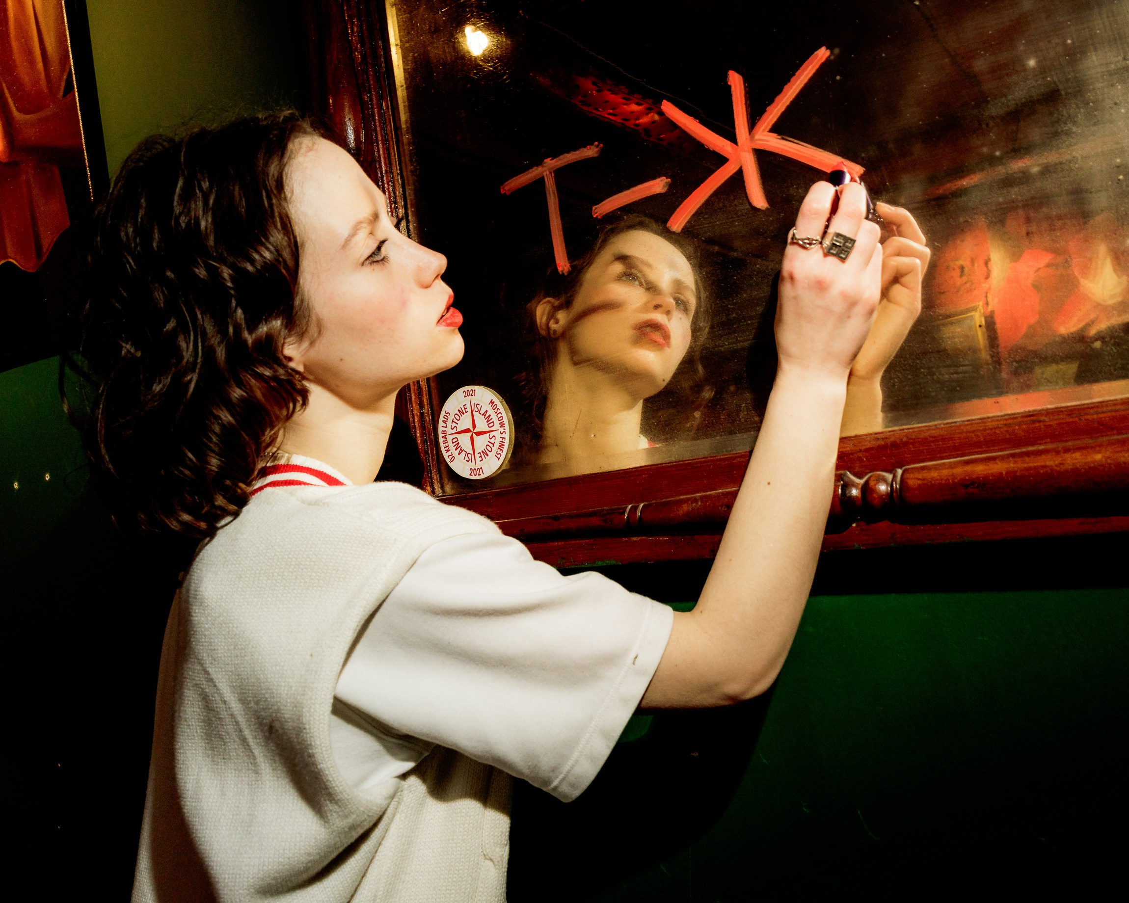 БУРГЕРЫ И ПОМАДА