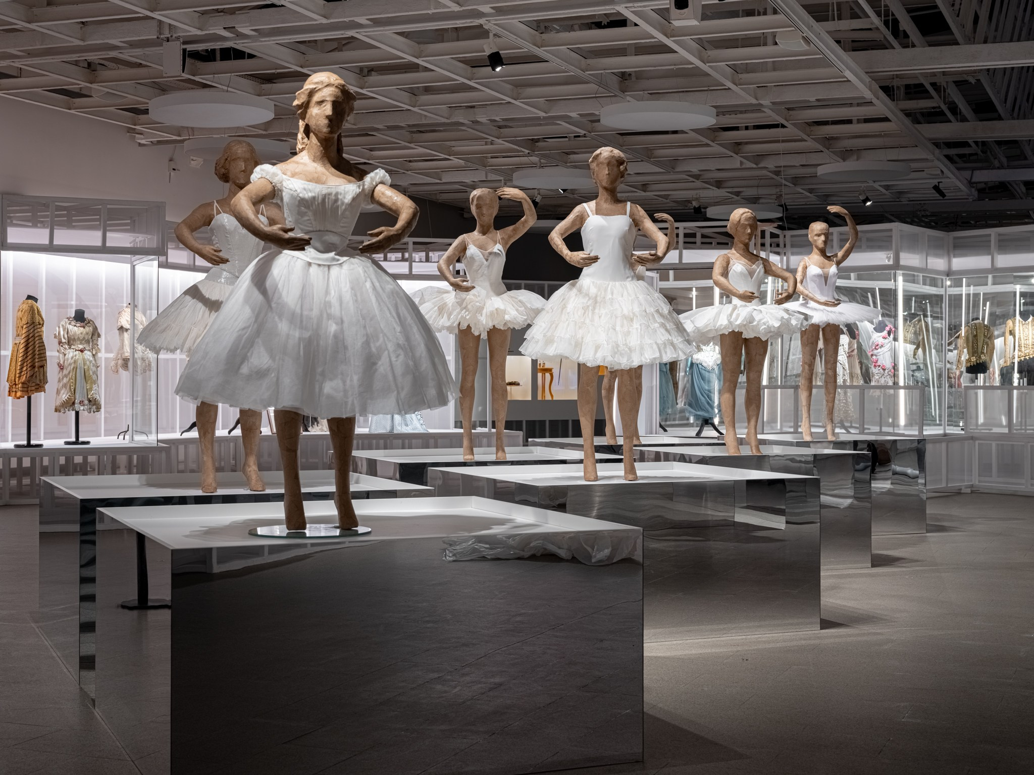 Выставка «Первая позиция. Русский балет» Манеж (СПБ) Planet9 РОСИЗО 2023. Фотограф Василий Буланов