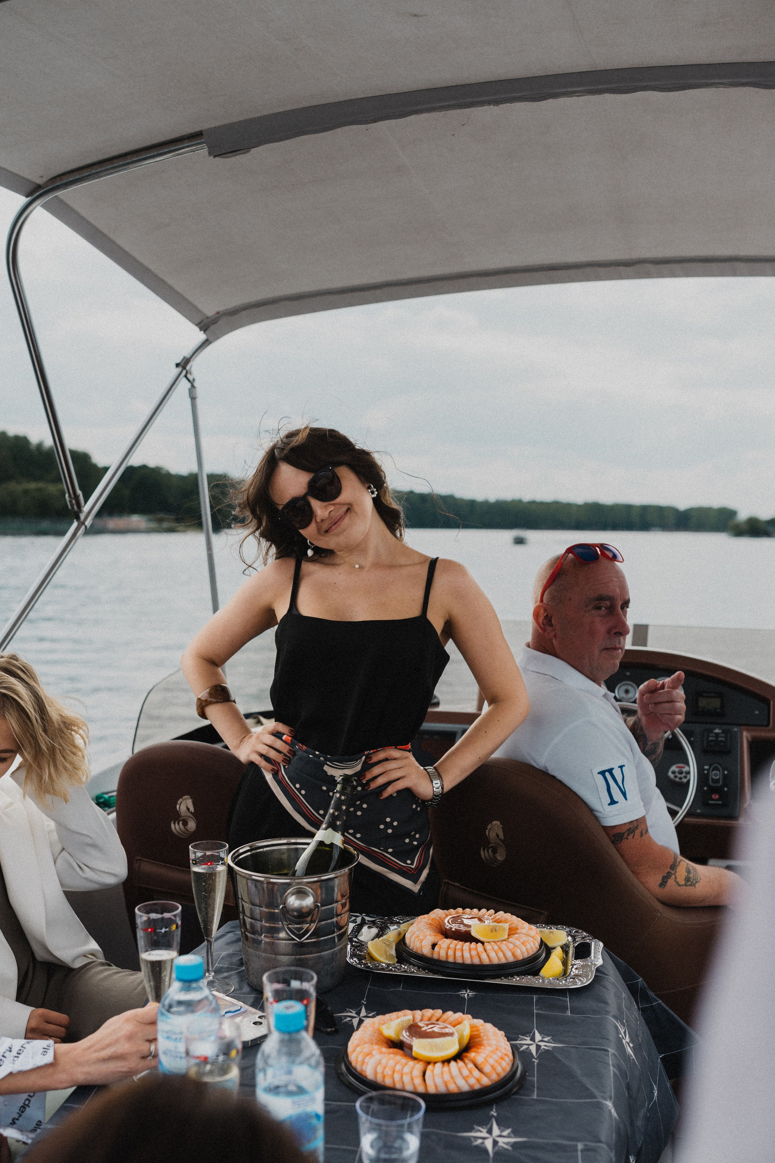 Девичник на яхте. Фотограф в Москве Ангелина Ким