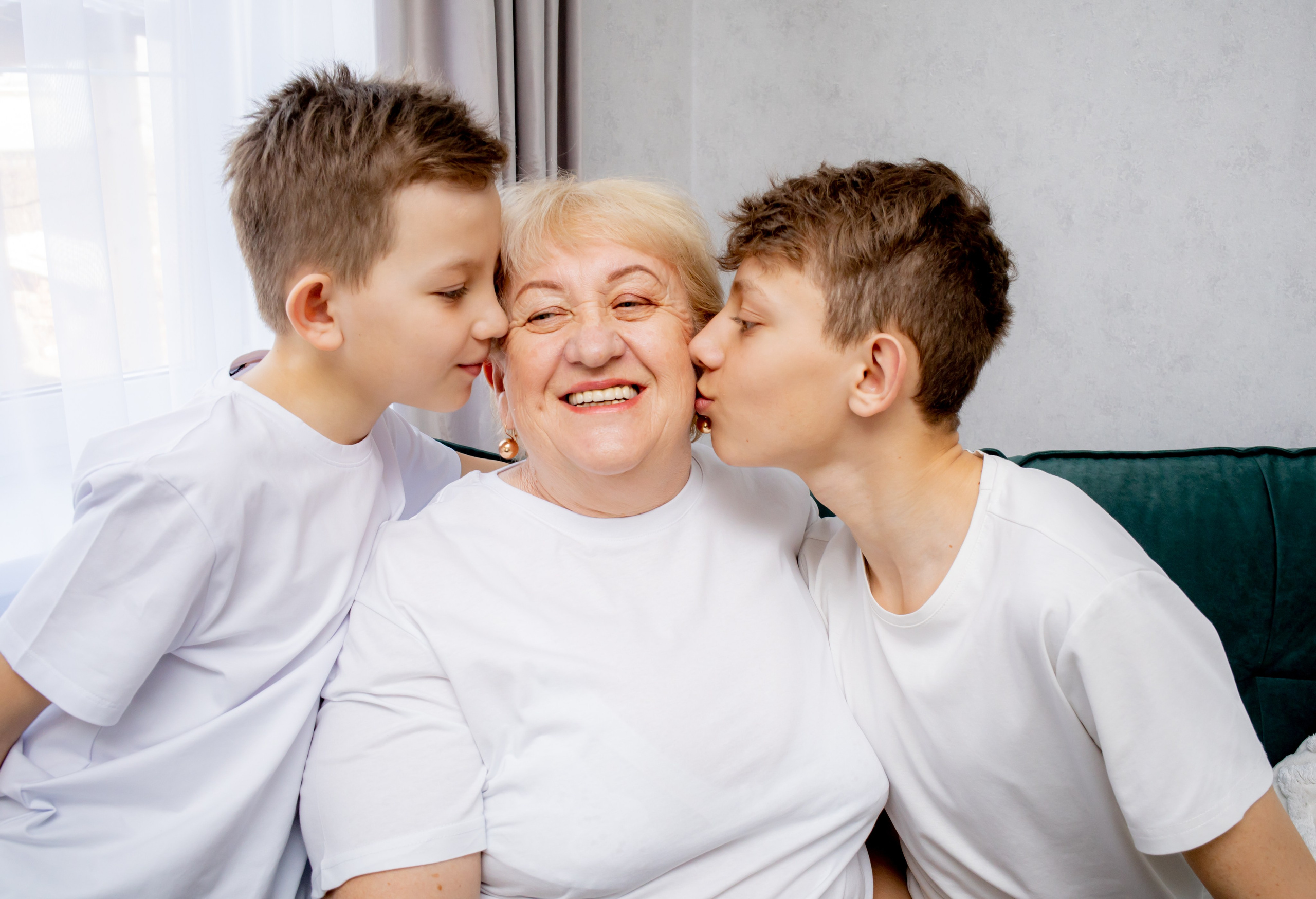 Семейная фотосессия выездная. Фотограф новорожденных в Екатеринбурге