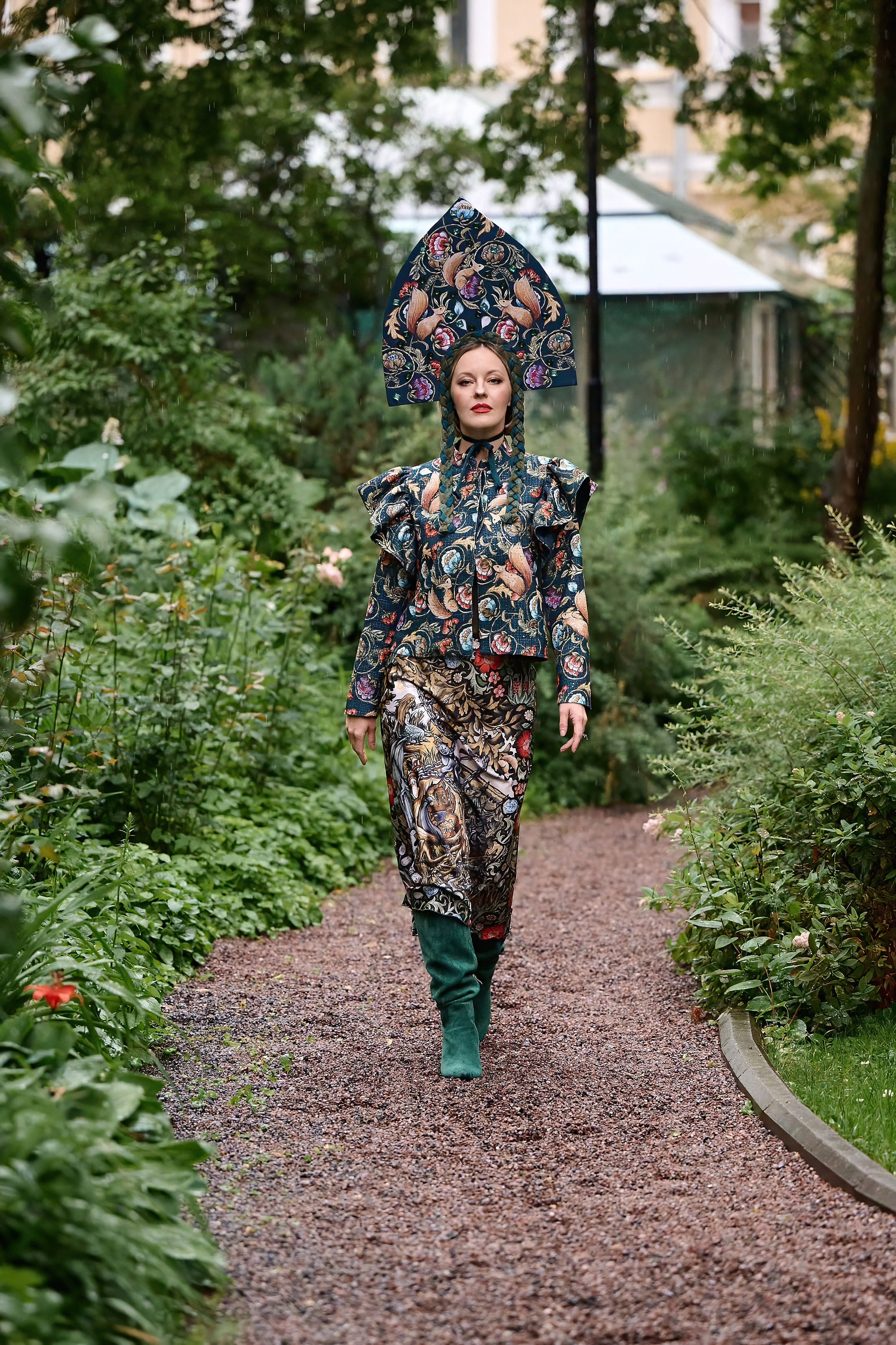 Душегрея. 2024. Дима Бабушкин. Фотограф. Подиум. Репортаж. Творчество. Дорого