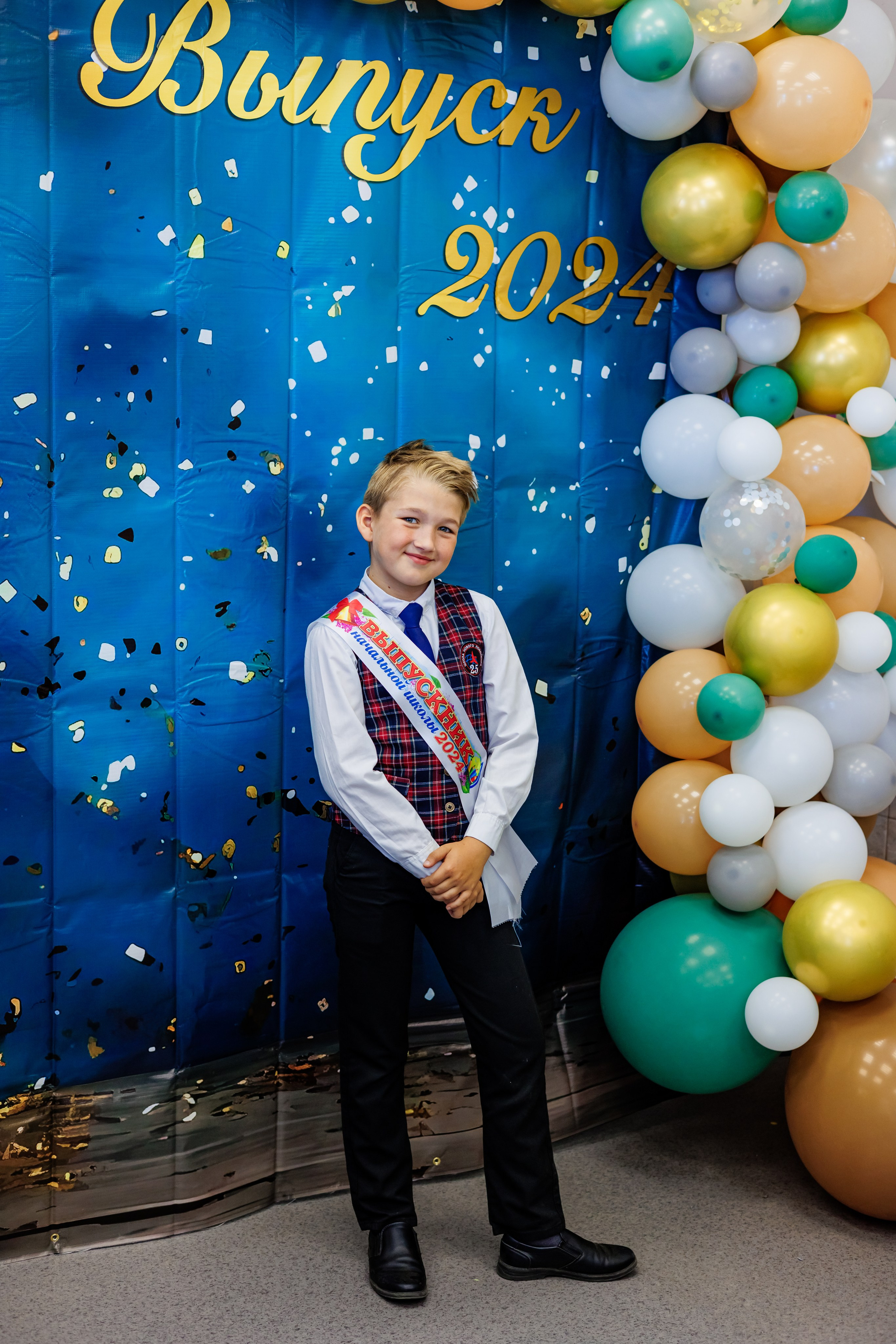 Выпуск 4а 25школа'24 год. Свадебный и семейный фотограф в Армавире