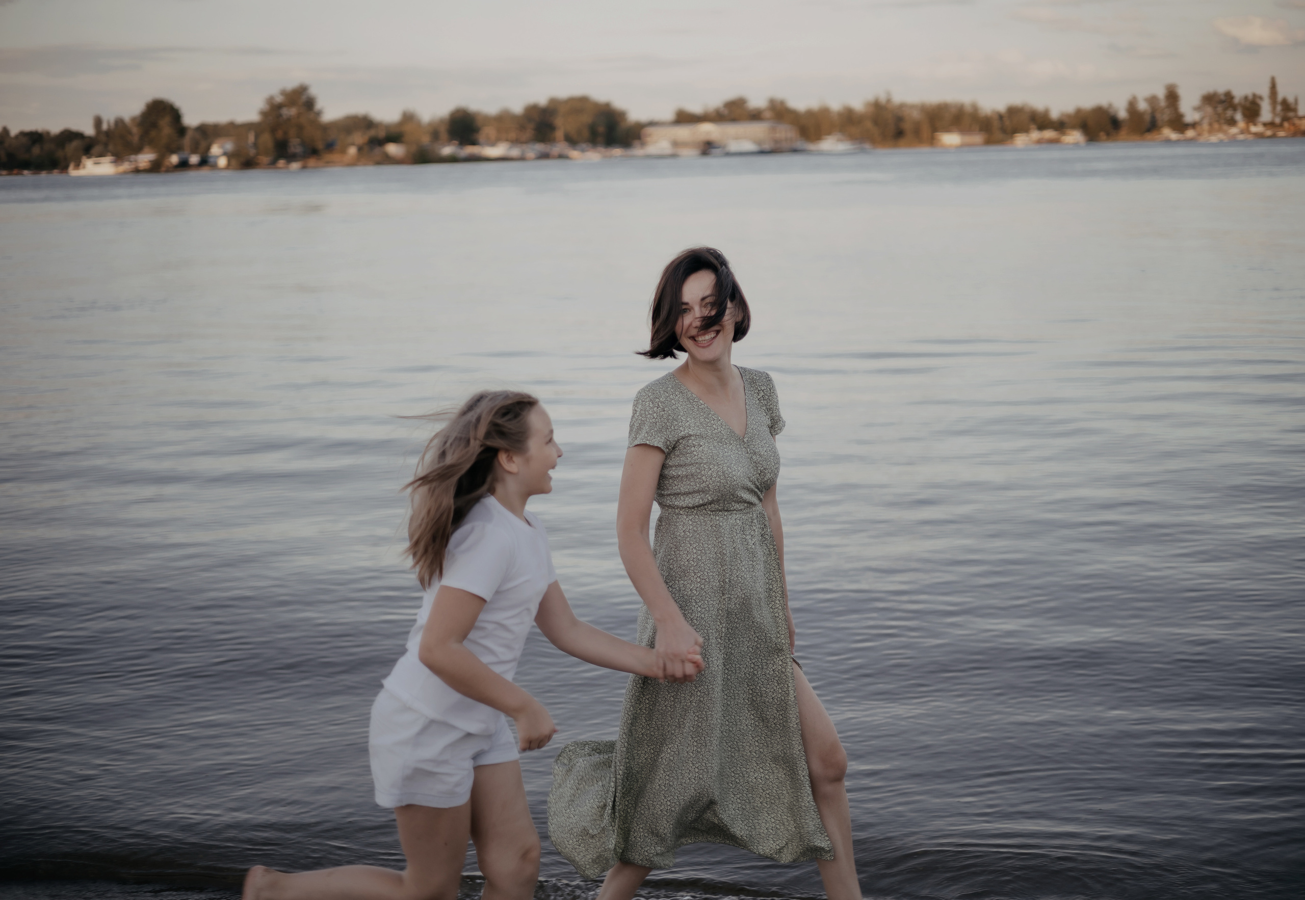 Семейная прогулка Затон июль 2022. Семейный и детский фотограф в Краснодаре Ксения Новикова