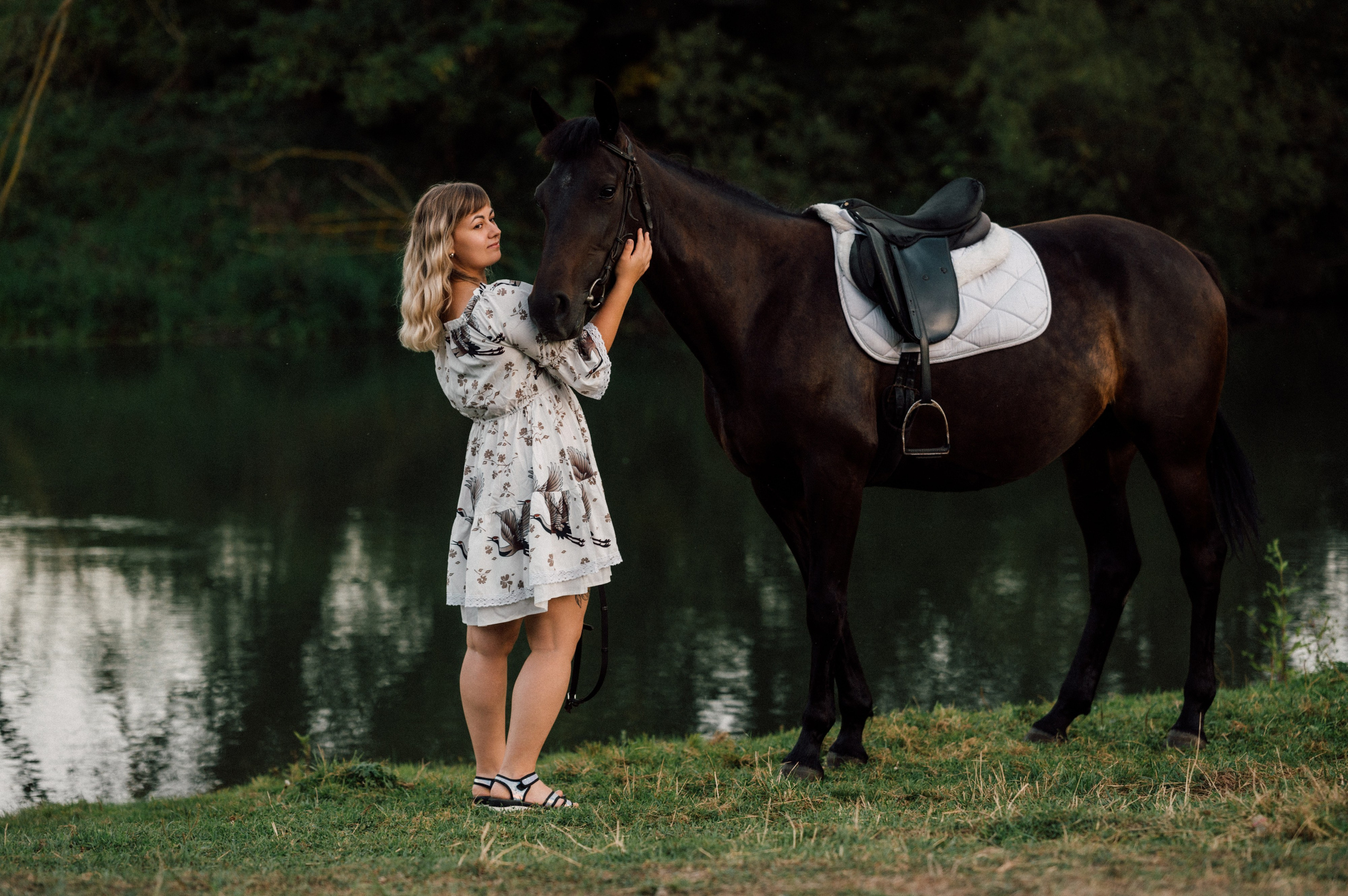 Светлана с лошадкой. Портретный, семейный, свадебный фотограф. Бизнес, контент съёмка. Тула