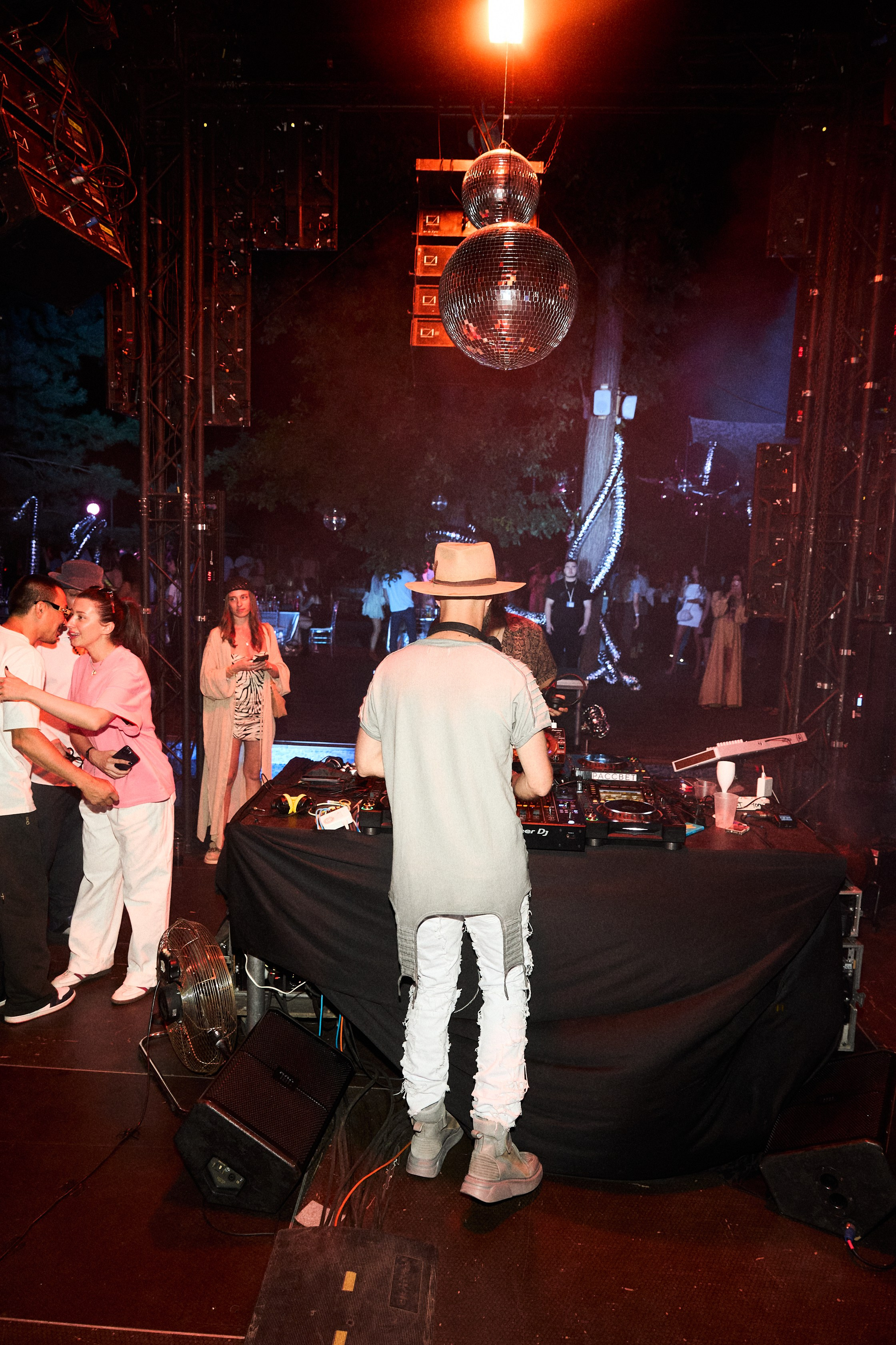 FACE2FACE. Фотограф Максим Маркелов