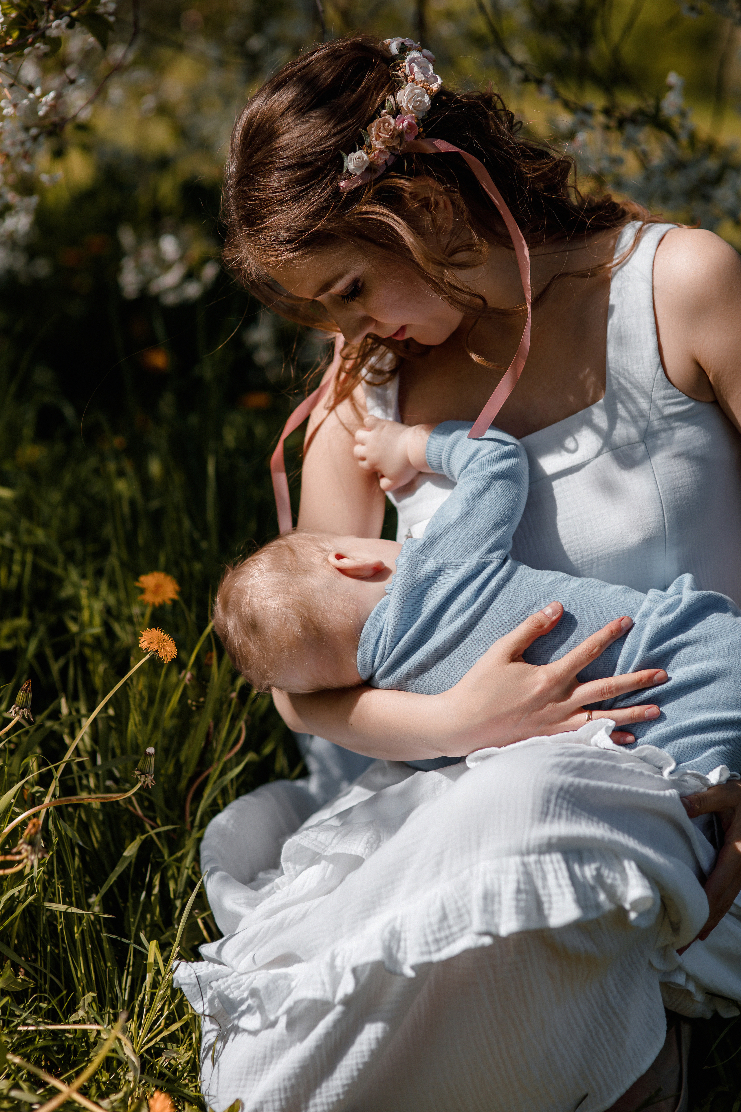 «Мадонна» в цветущих садах