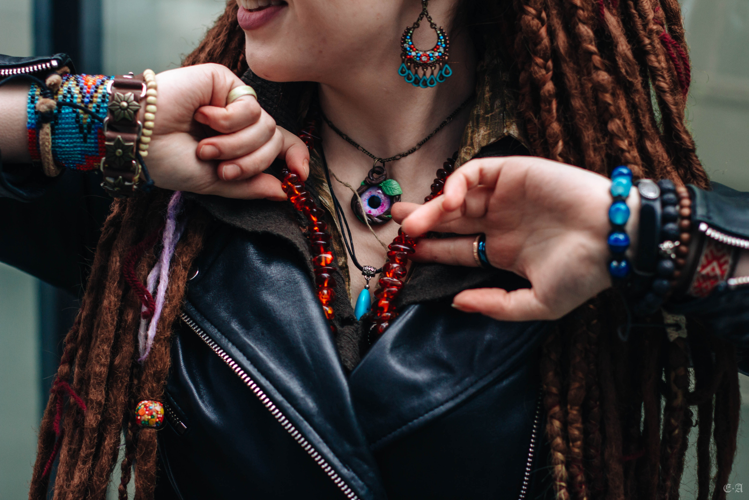 The filthy freak. Фотограф Ellairen