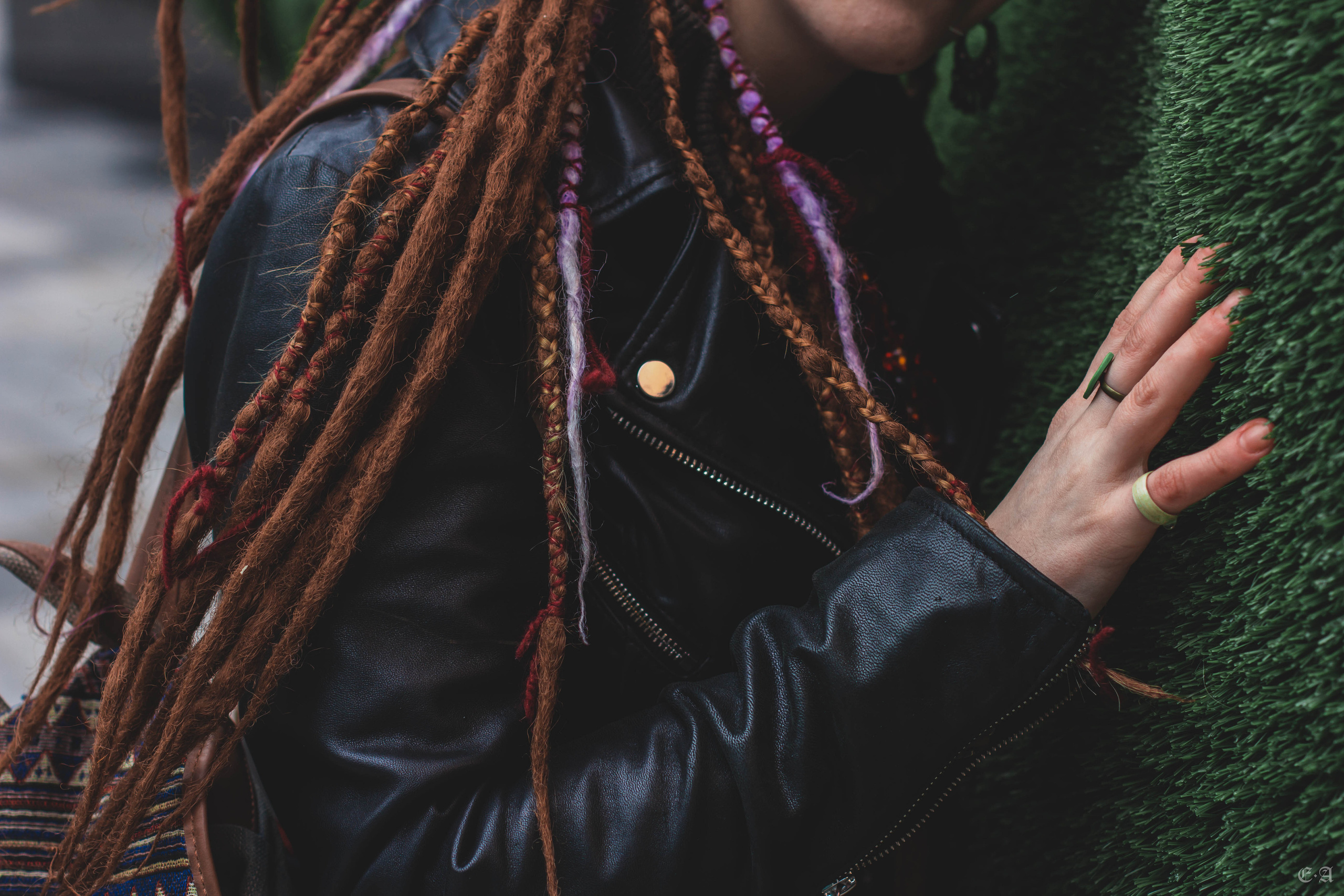 The filthy freak. Фотограф Ellairen