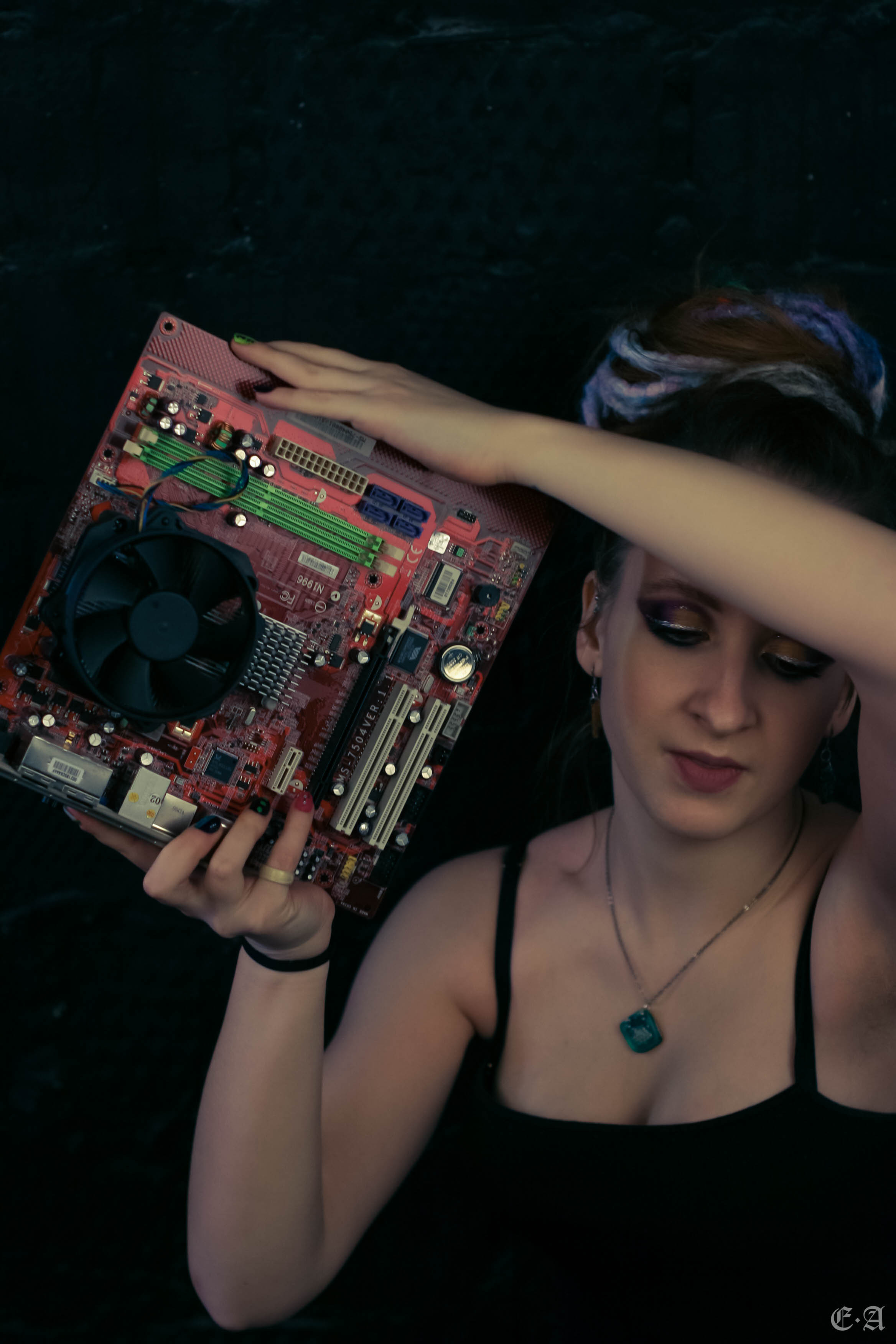 Девушка сисадмина. Фотограф Ellairen