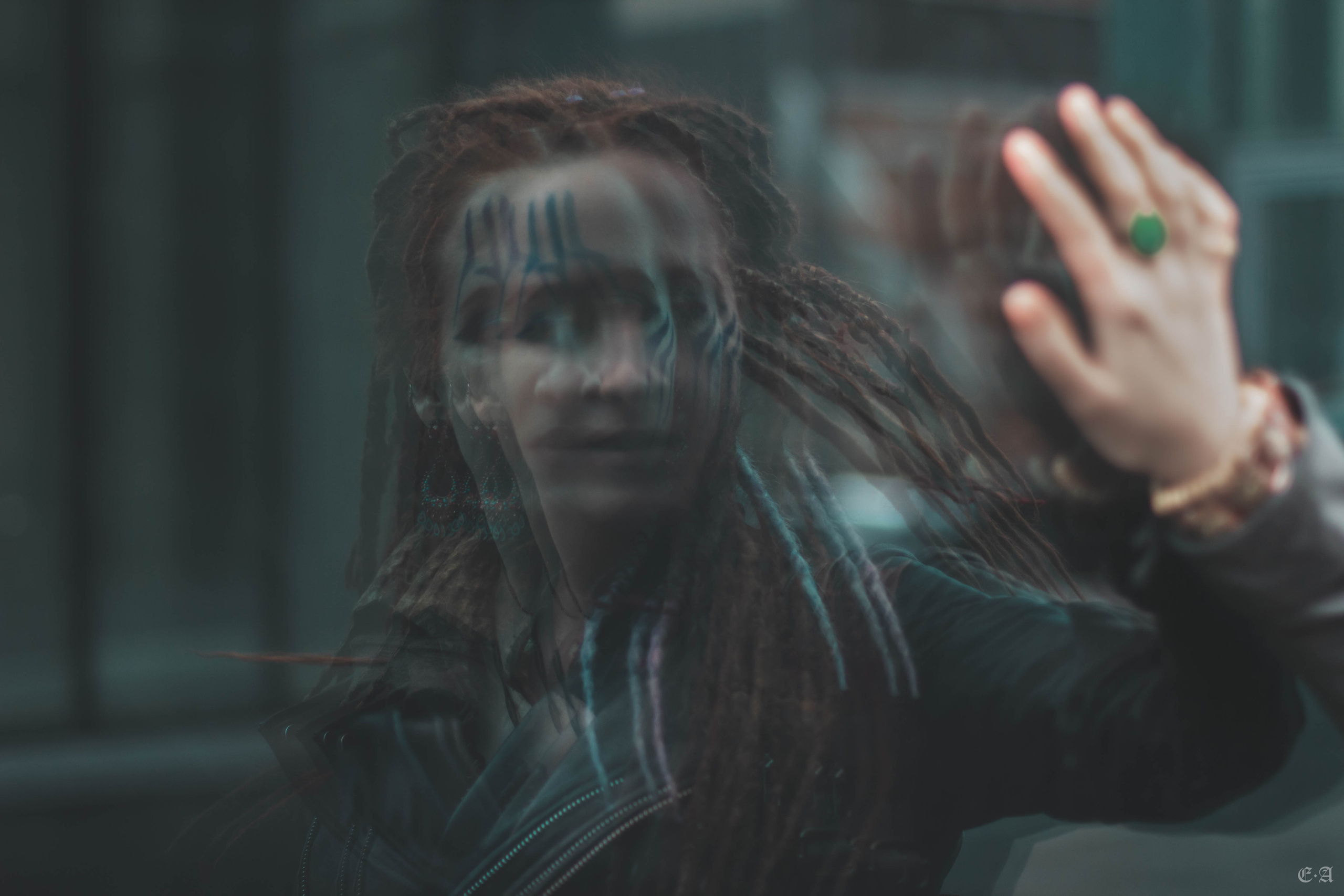 The filthy freak. Фотограф Ellairen