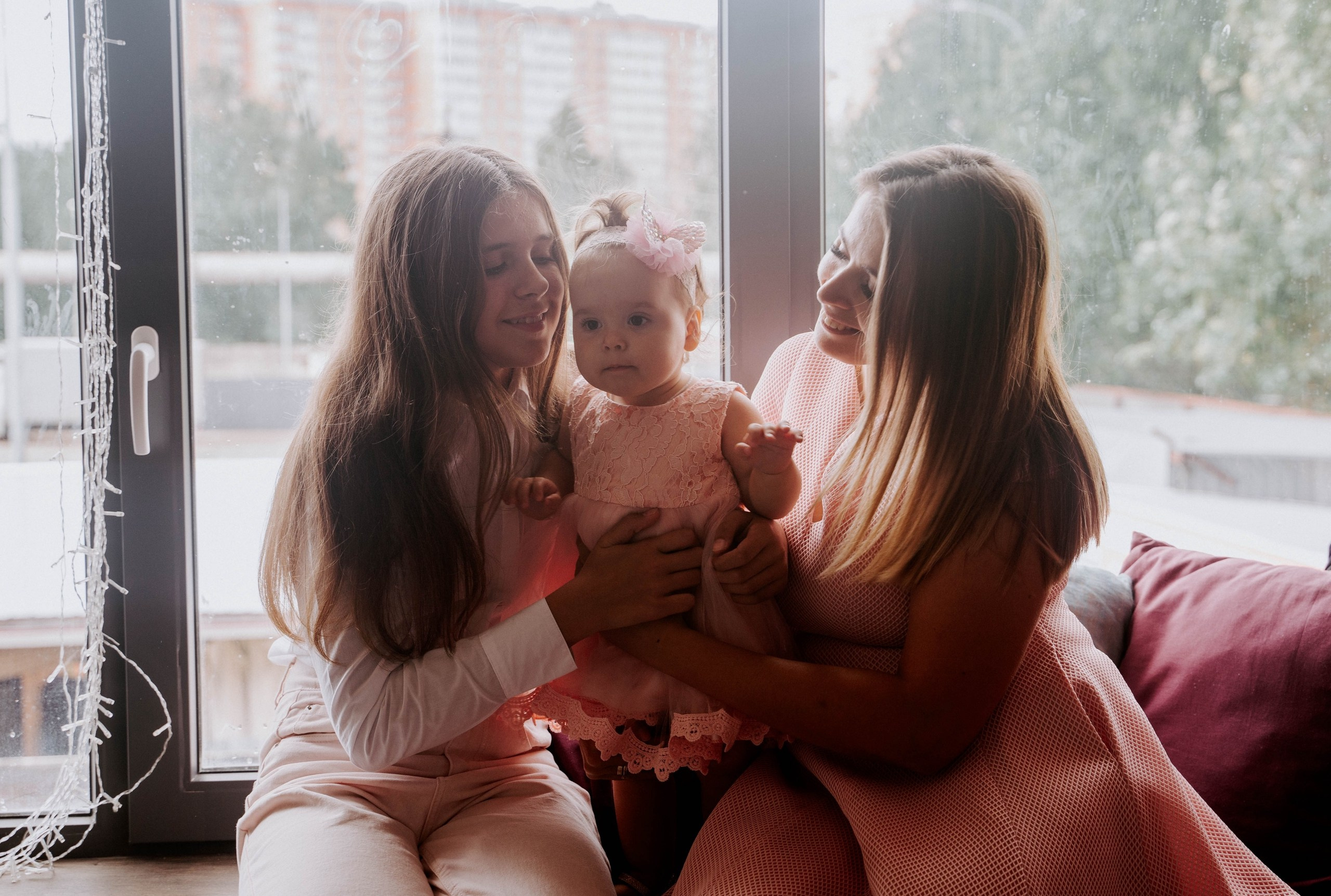 Семейная фотосессия в студии. Фотограф Екатерина в городе Новороссийск