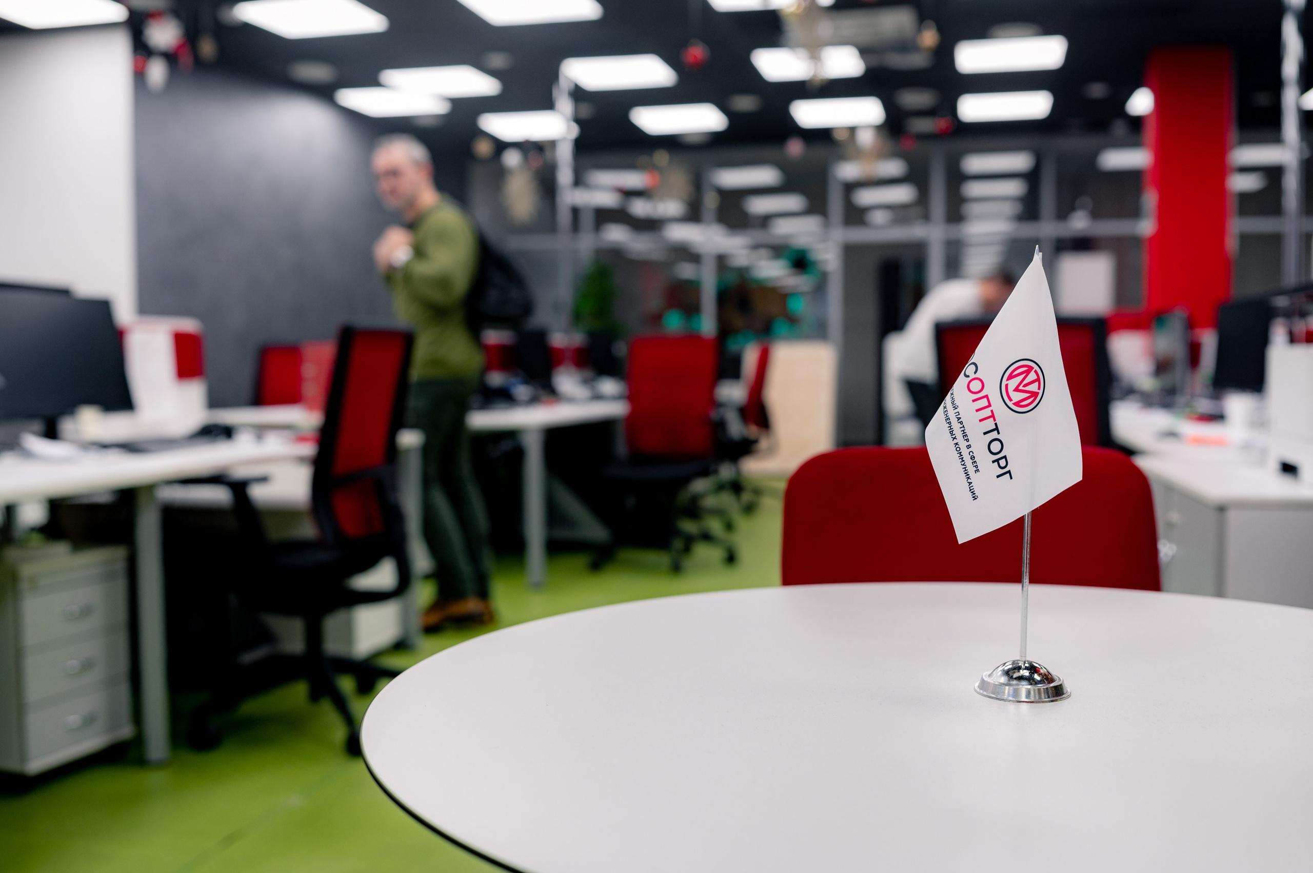 Бизнес портреты и офис МОСОПТОРГ. Коммерческий фотограф в Казани Ксения Добролюбова