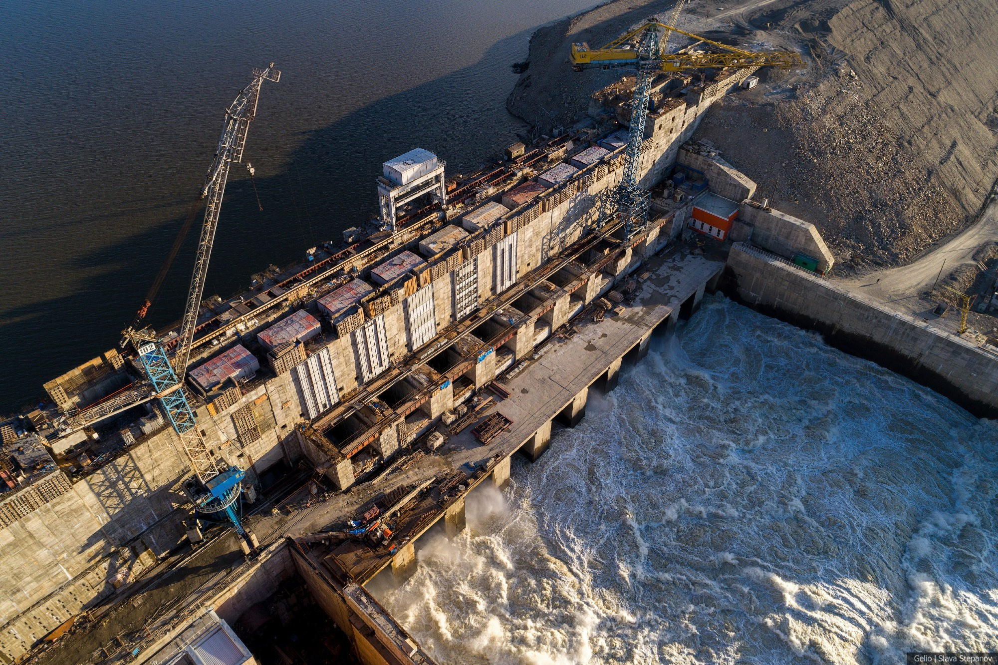 Строительство. Фотограф Слава Степанов, Gelio