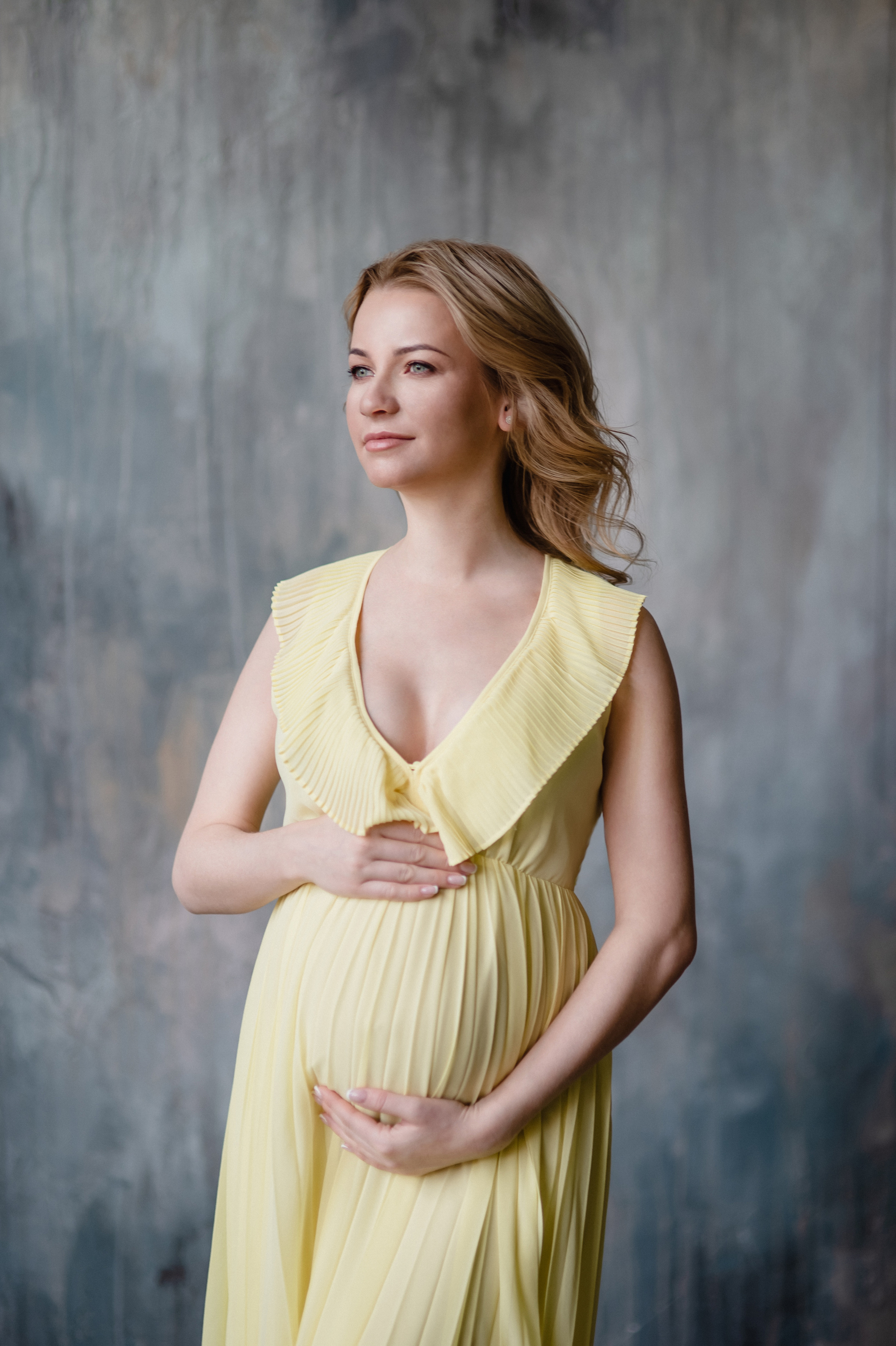 Фотосессия беременности. Портретный фотограф в Москве, Московской области. Деловой портрет