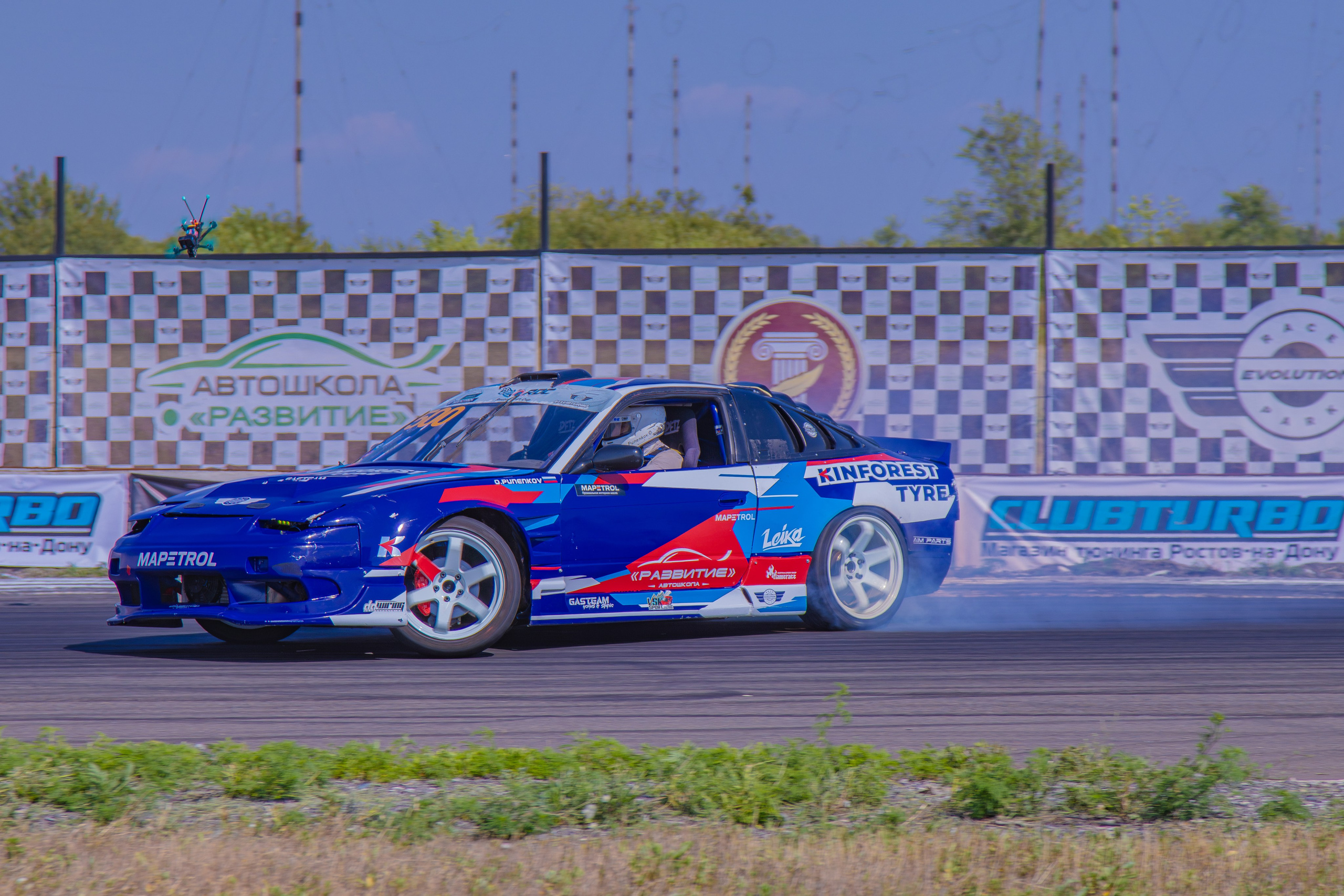 Фотосъёмка профессионального дрифта в Ростов-на-Дону. Портретный фотограф в Ростове-на-Дону Антон Казарин