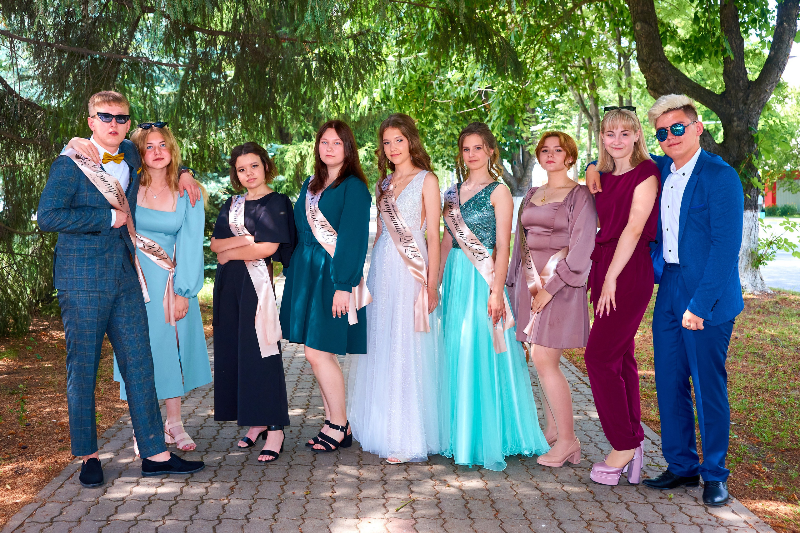 Вручение аттестатов 2023. 11 класс. Childrenfoto.ru