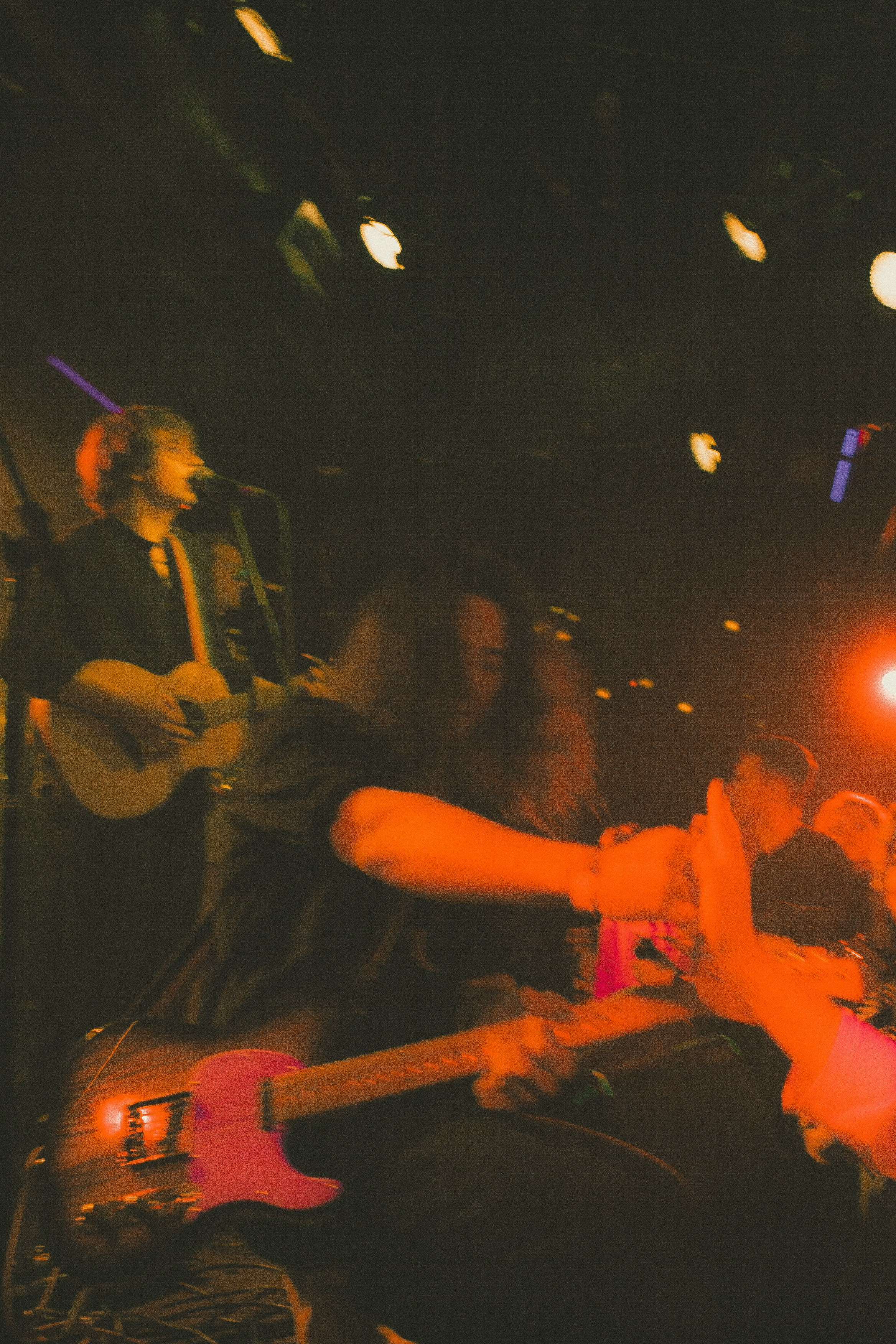 Концерт «Бонд с Кнопкой» 16тонн. Портретный и художественный фотограф в Москве