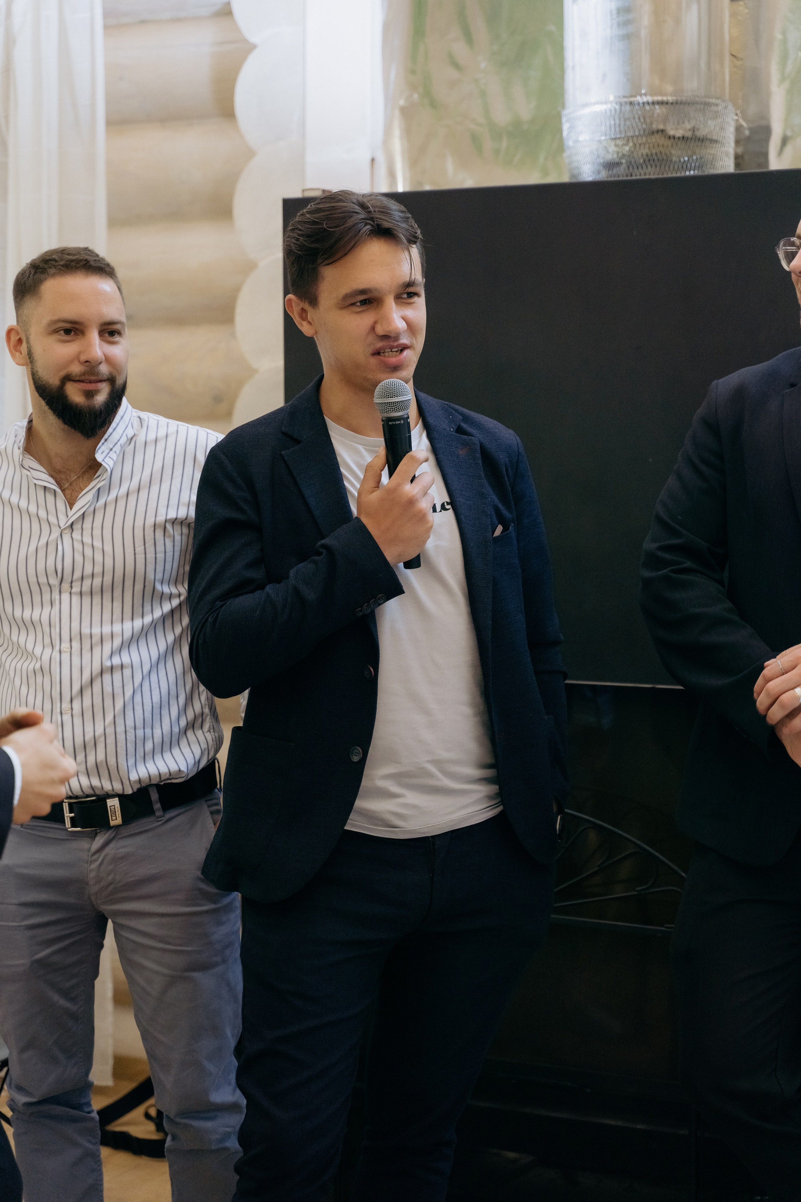 Саша и Даша. Свадебный и семейный фотограф в Новосибирске Наталья Зорина