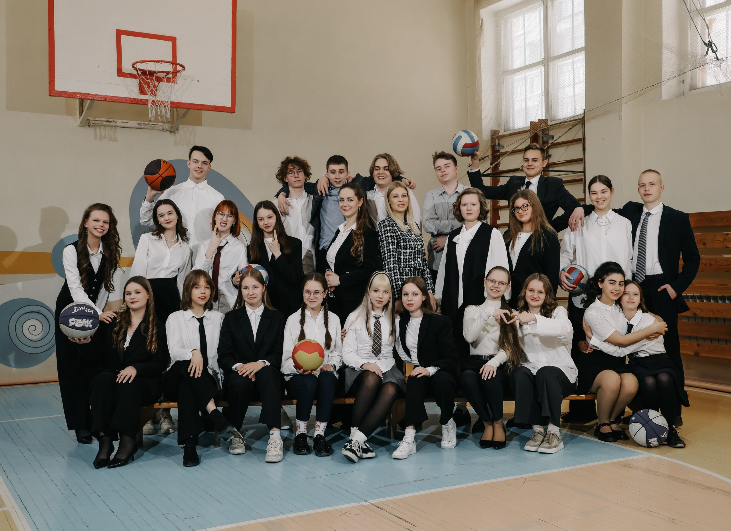 Школьные. Фотограф свадебный, репортажный, индивидуальный, фото для маркетплейсов, брендов, автосалонов