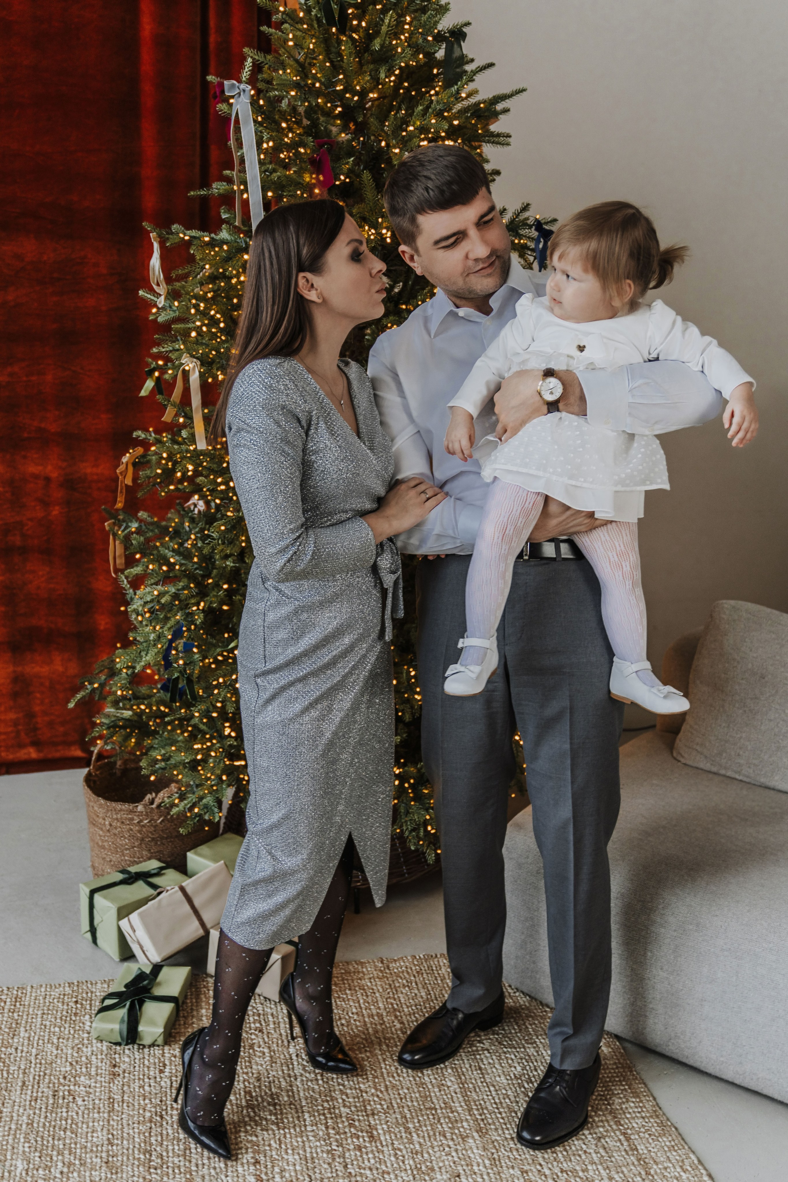 Michail, Ekaterina and Masha. Christmas. Minsk. Olga Modjaro